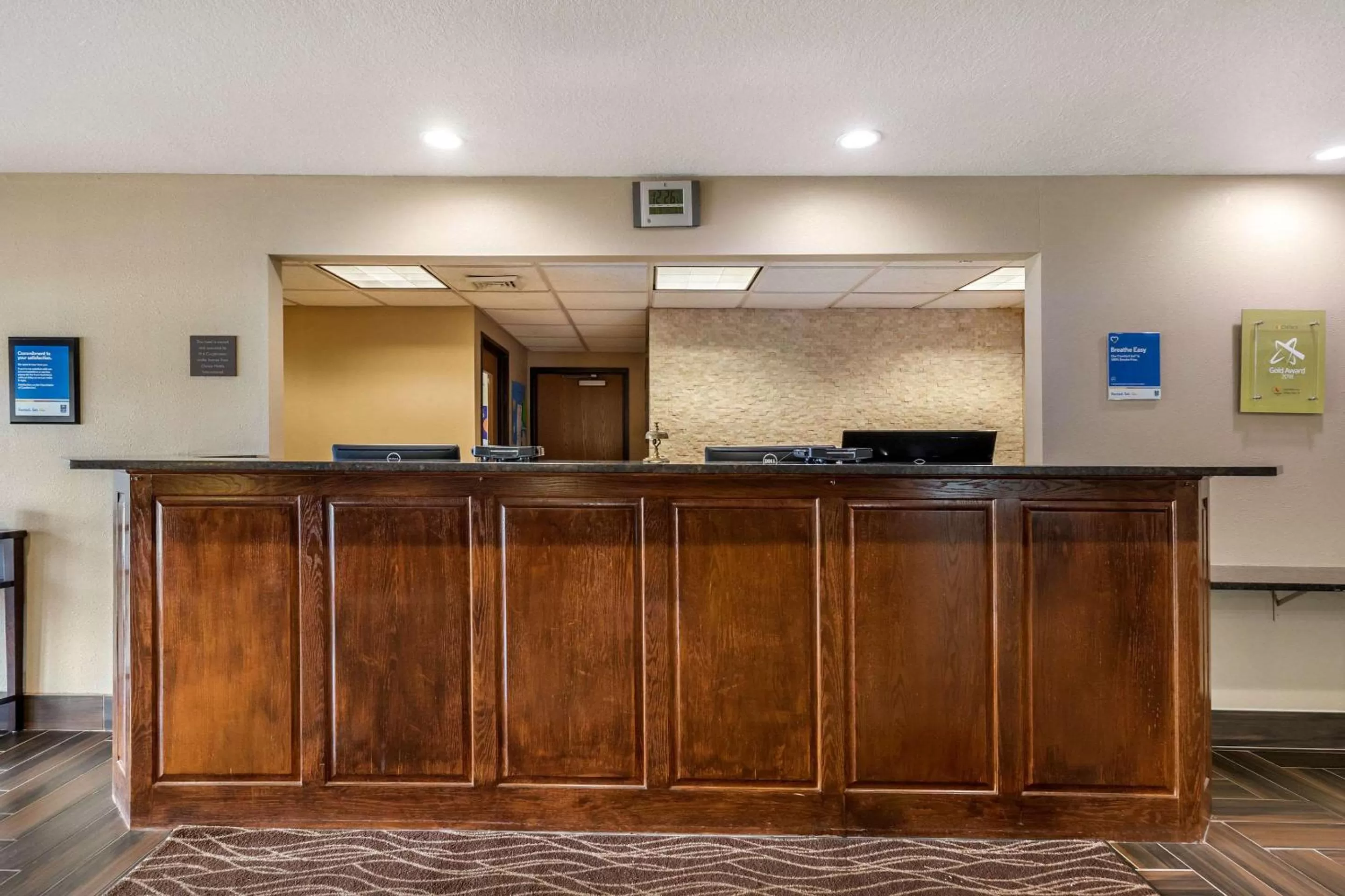 Lobby or reception in Comfort Inn
