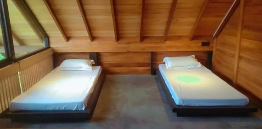 Bed in Manuka Hillwood Hotel