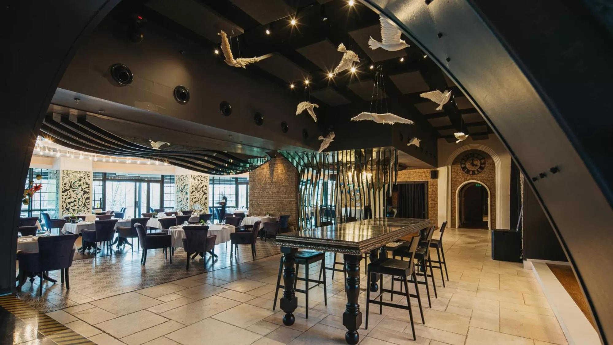 Restaurant/places to eat in Wyndham Ankara