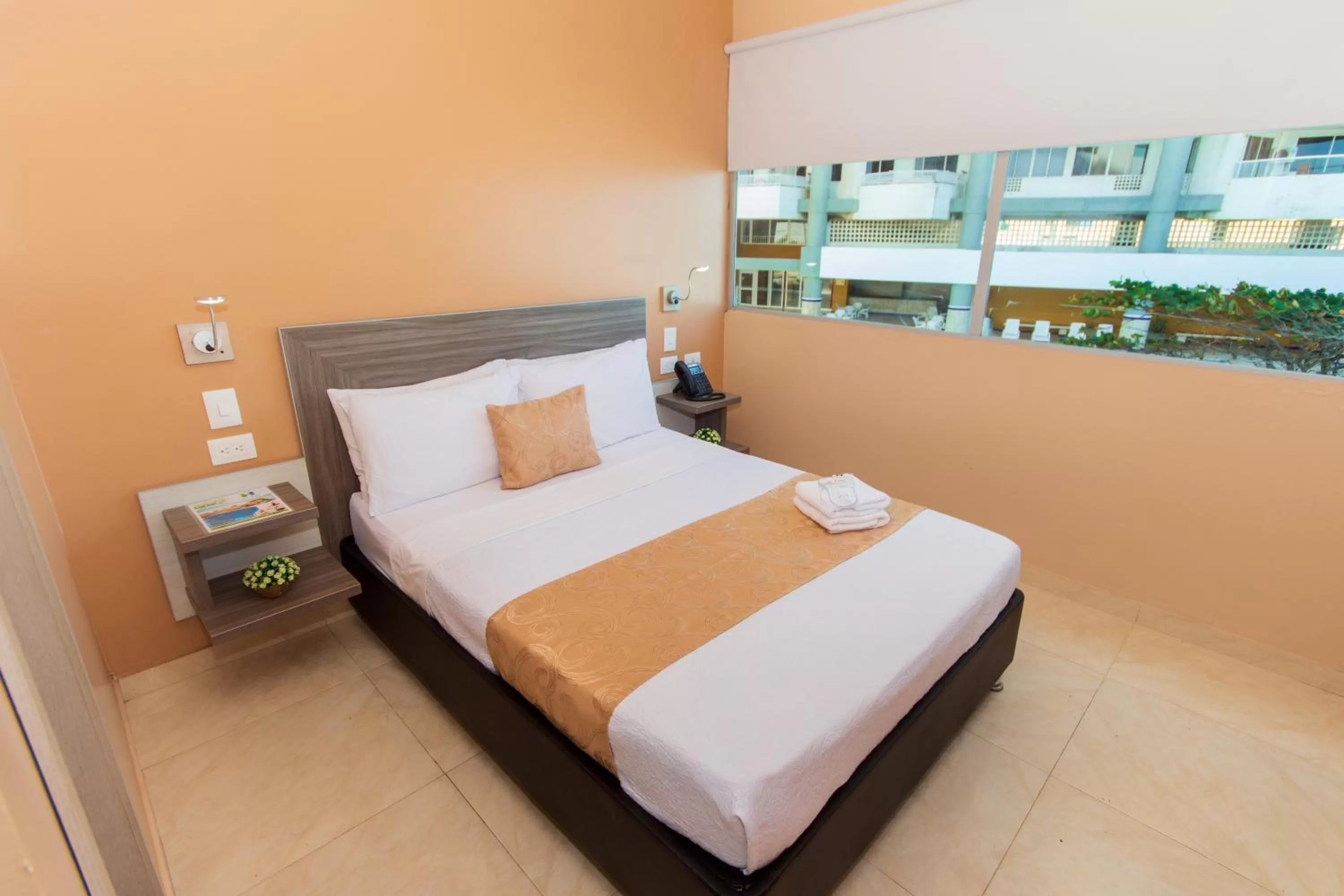 Bedroom, Bed in Hotel Aixo Suites By GEH Suites