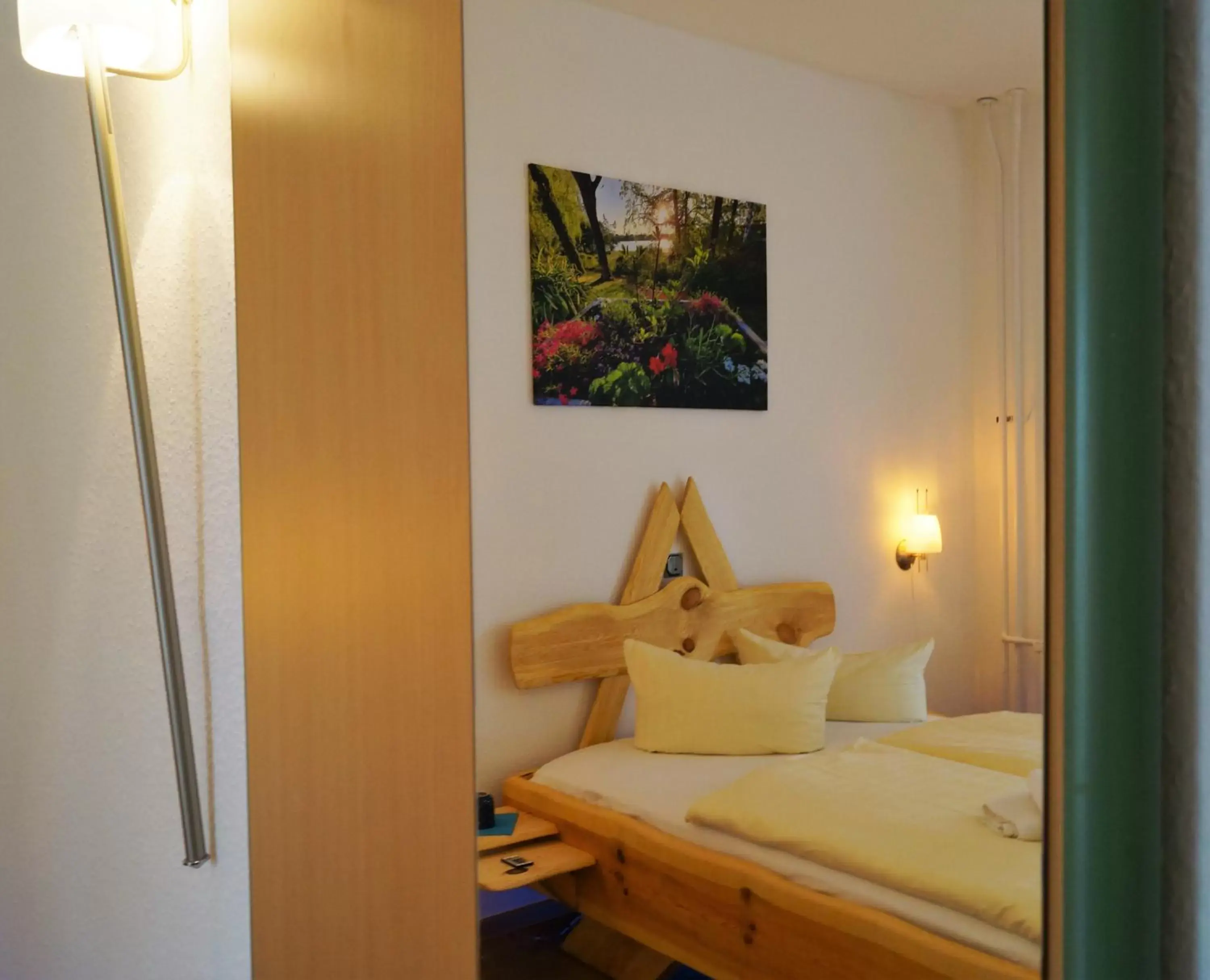 Double Room in Waldhotel am See Berlin-Schmöckwitz Double Room in Waldhotel am See Berlin-Schmöckwitz