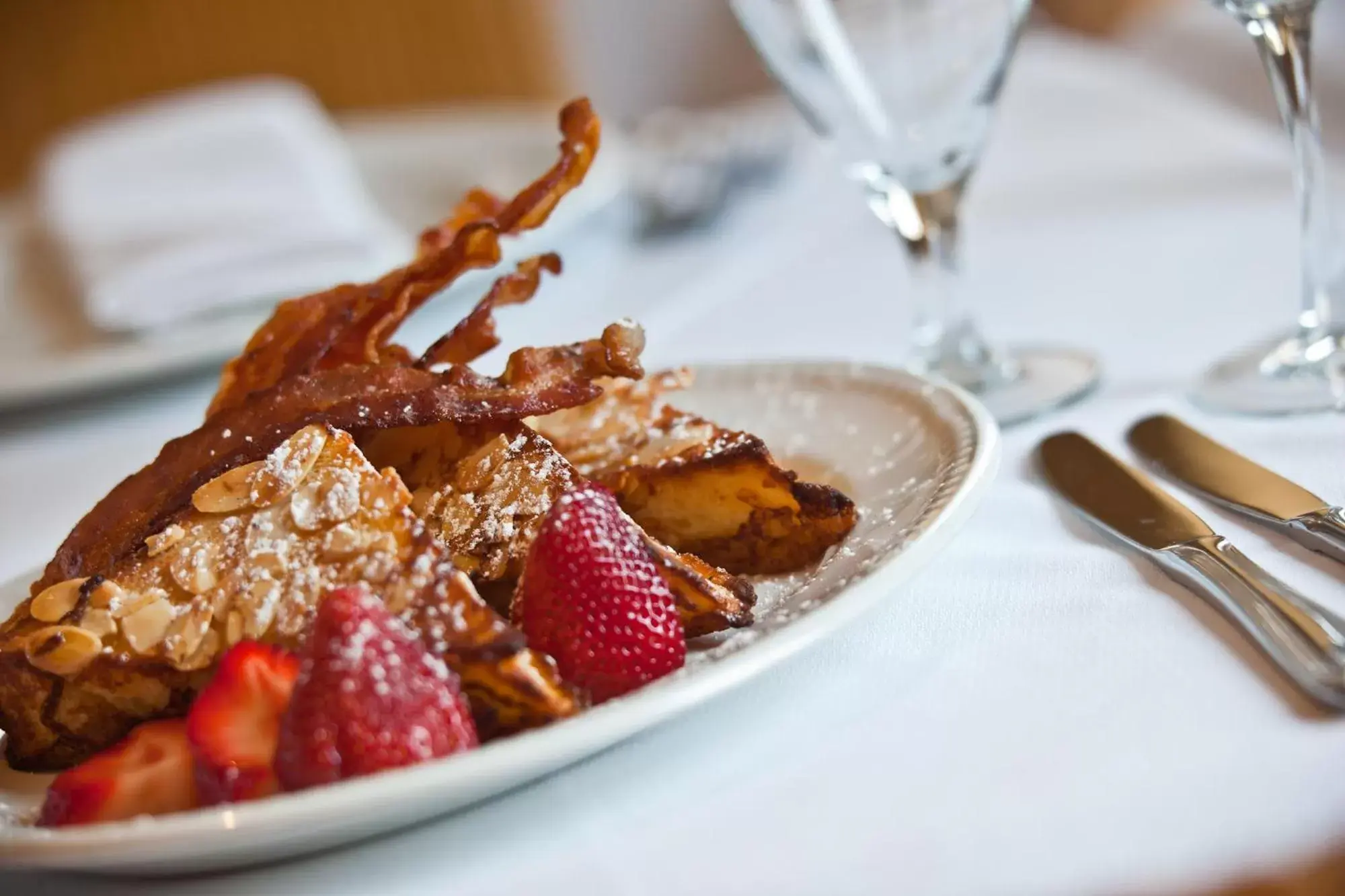 Food in Hotel Lombardy Food in Hotel Lombardy