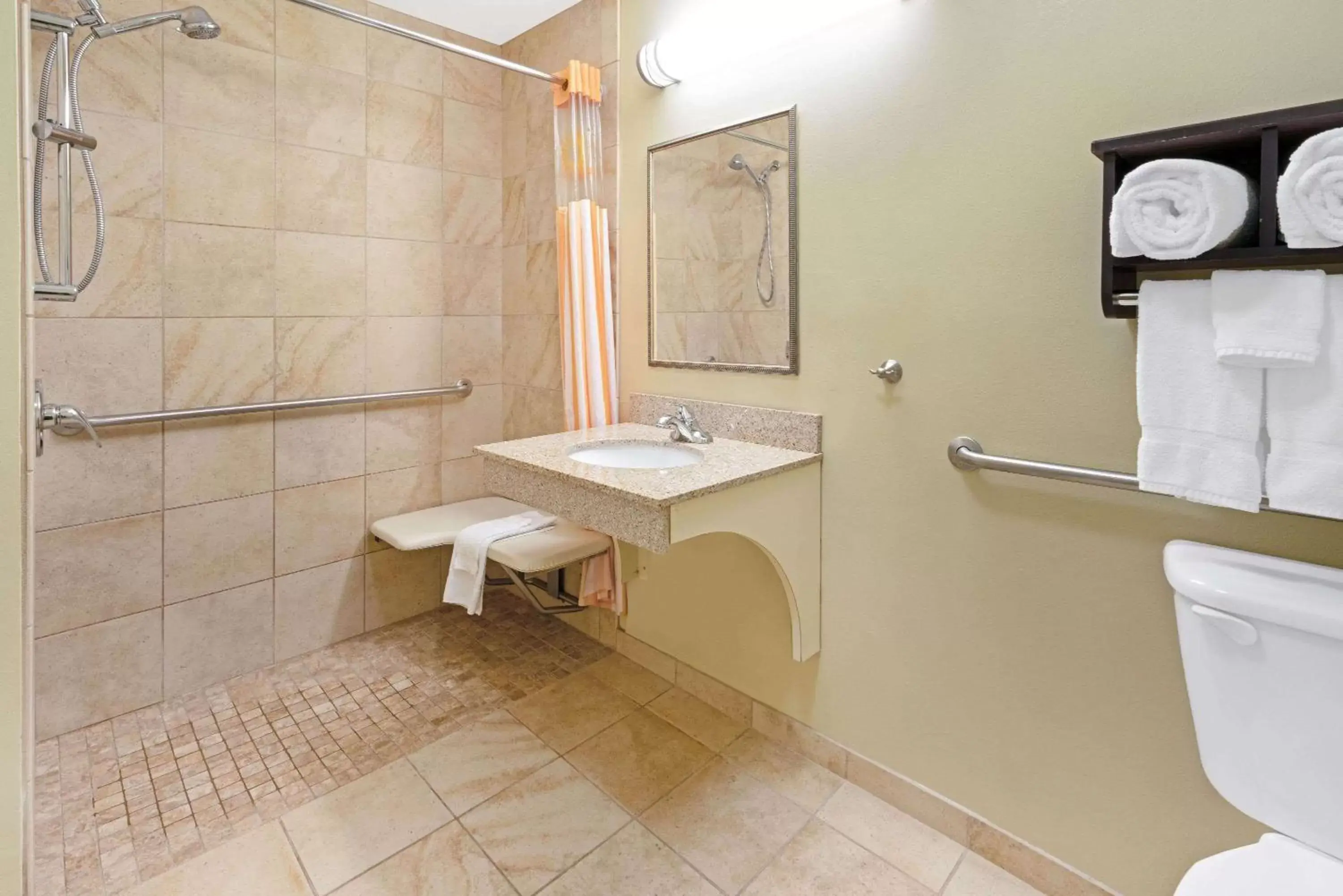 Shower, Bathroom in La Quinta by Wyndham Stillwater -University Area