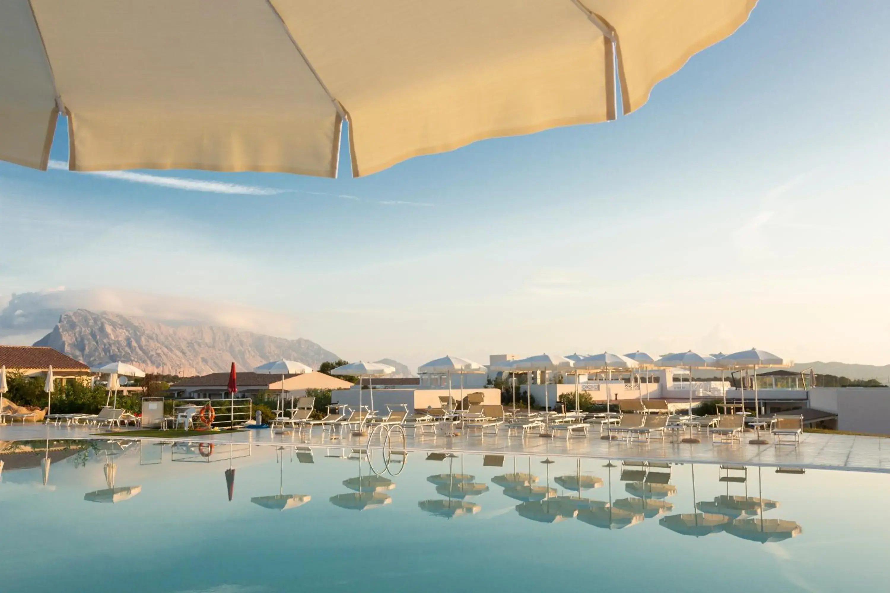 Lounge or bar in Grande Baia Resort & Spa Lounge or bar in Grande Baia Resort & Spa