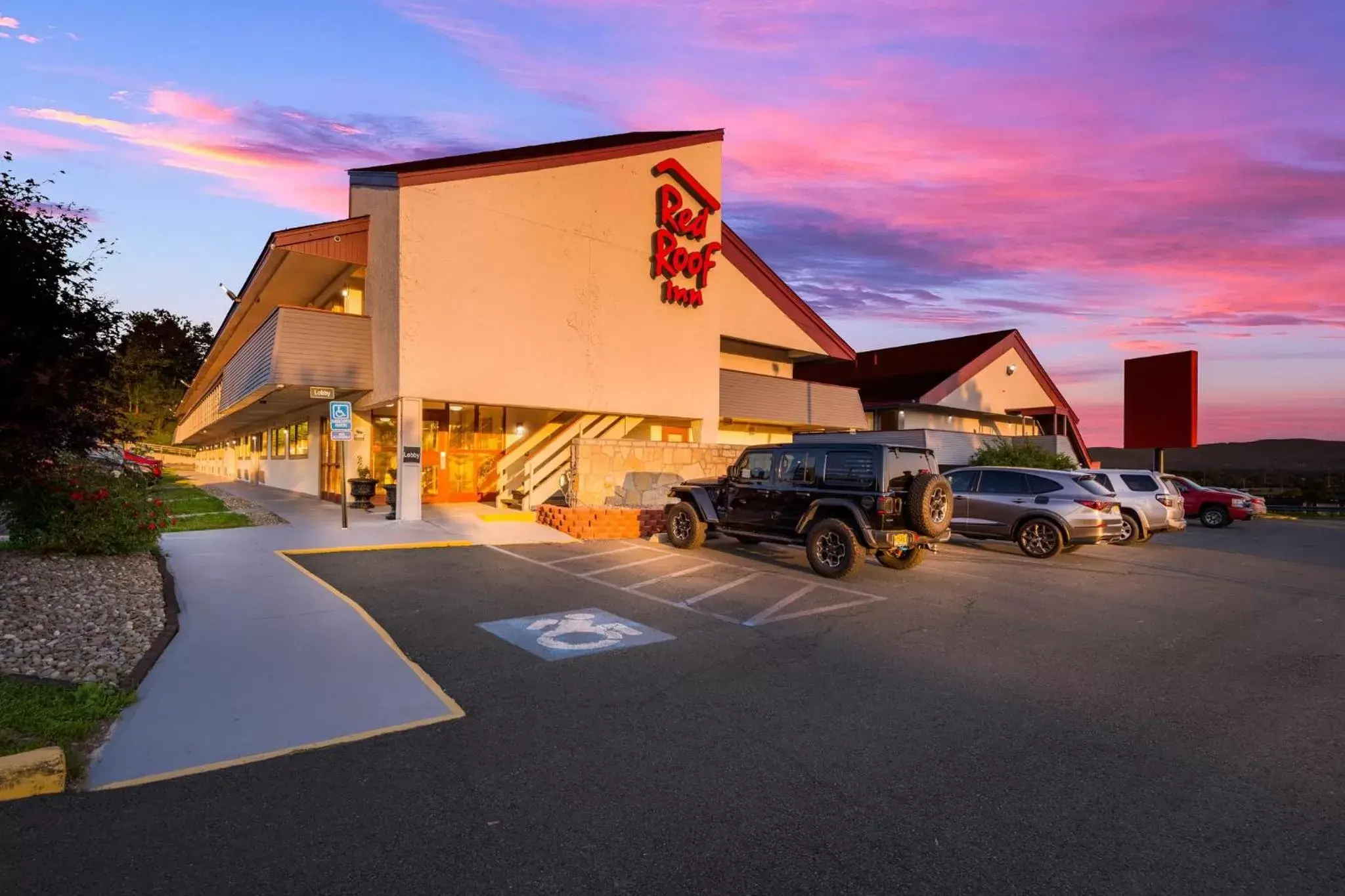 Property Building in Red Roof Inn Binghamton - Johnson City