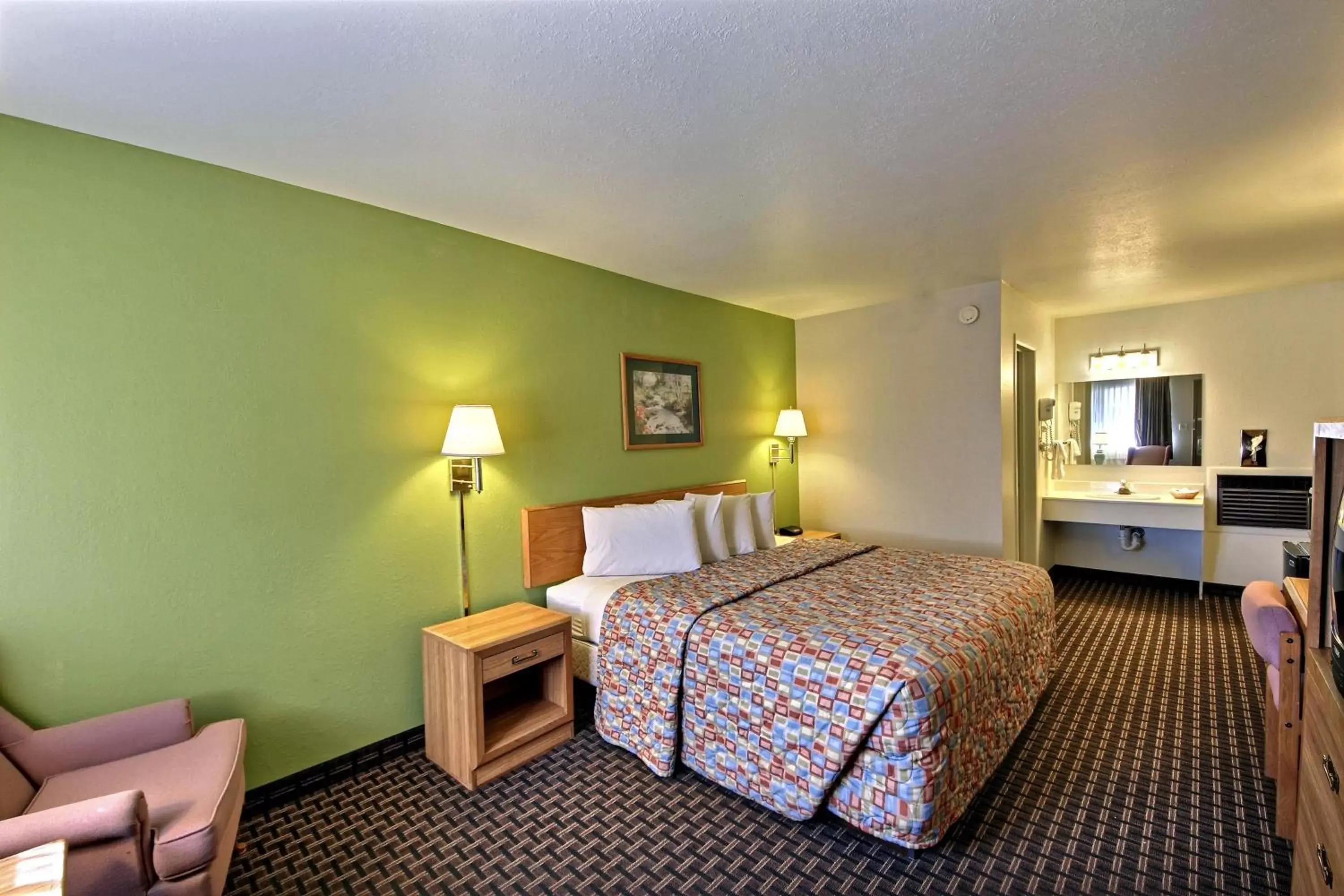 Bedroom, Bed in Rodeway Inn Gunnison