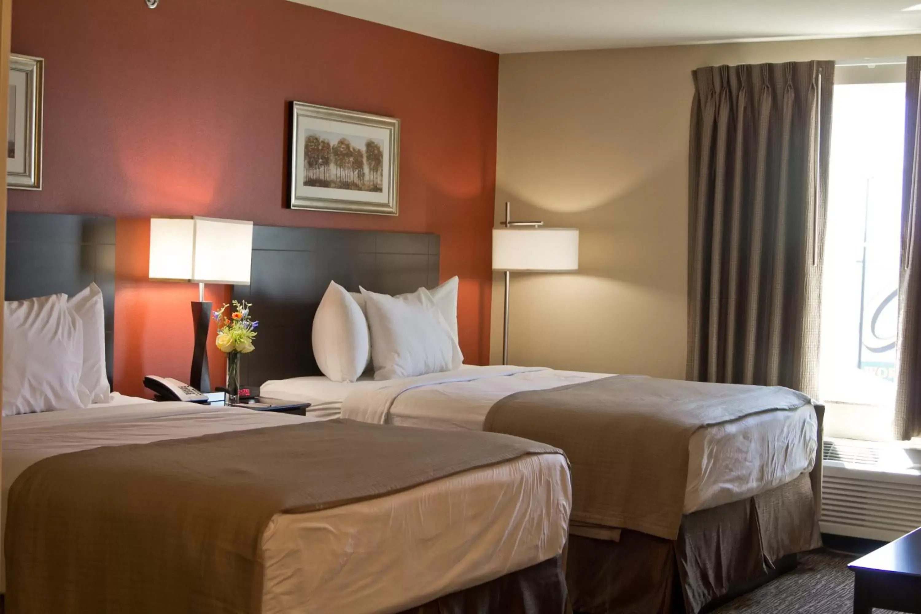 Bedroom, Bed in MainStay Suites Rapid City