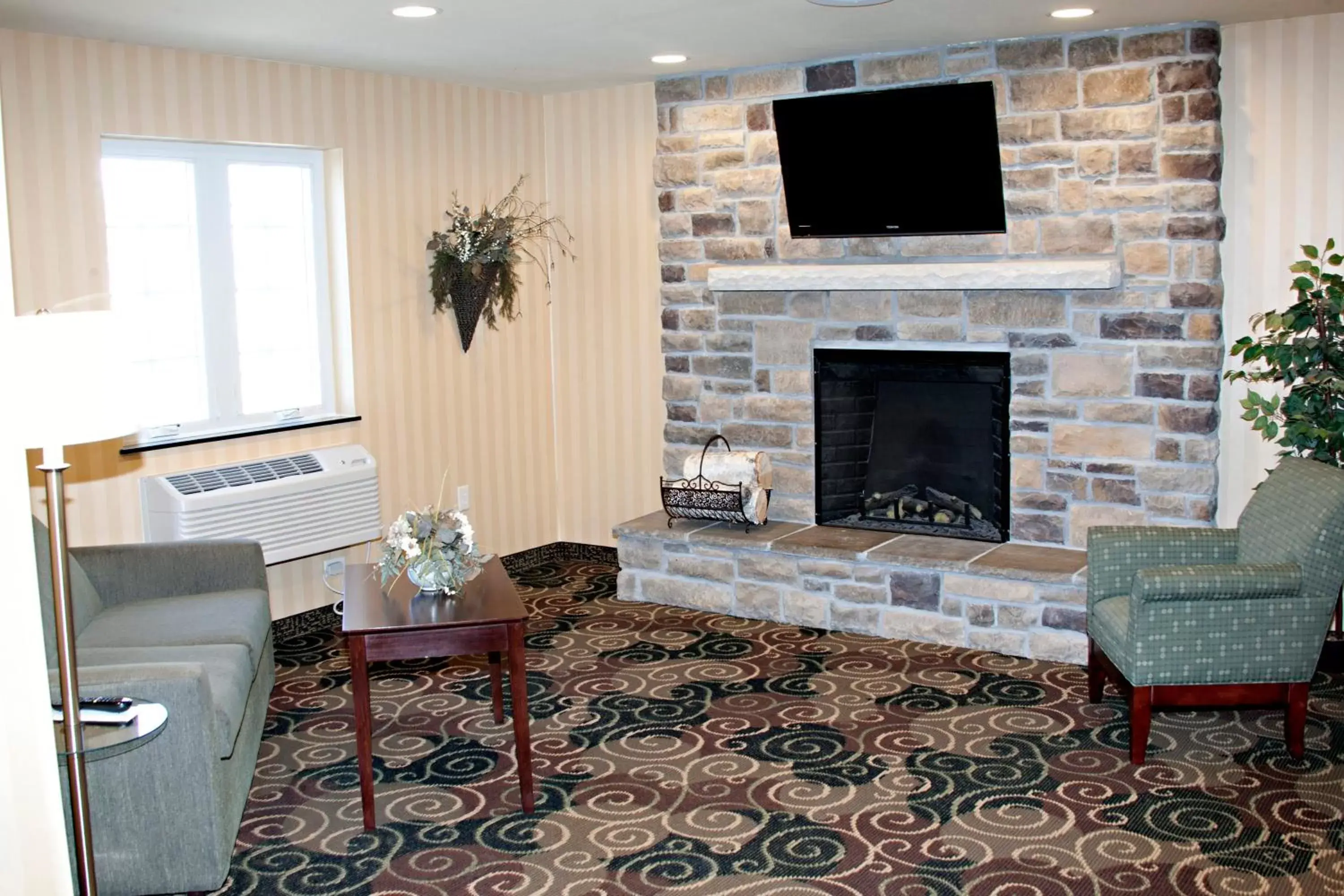 Lobby or reception, Seating Area in Cobblestone Inn & Suites - Langdon