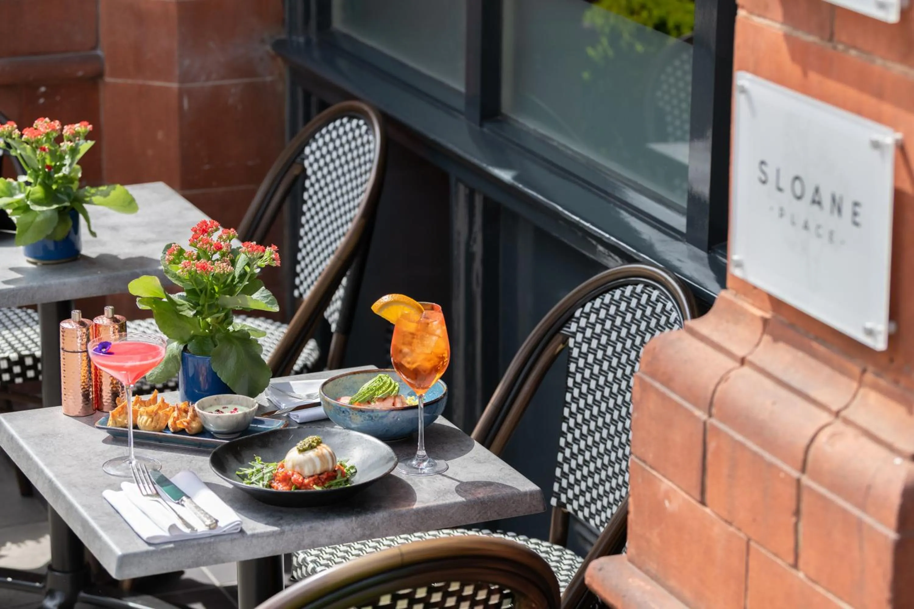 Food and drinks in Sloane Place