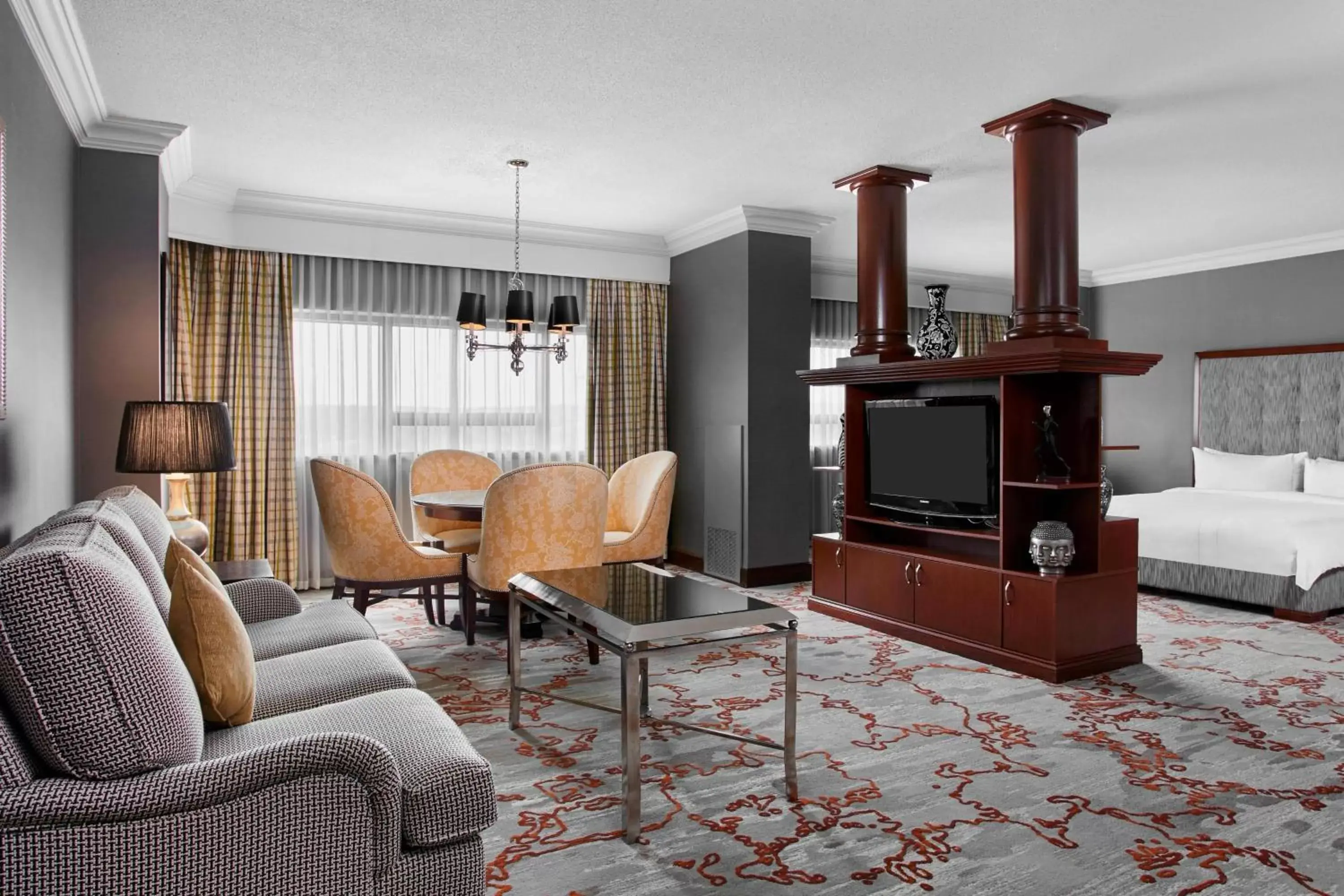 Living room, Seating Area in Teaneck Marriott at Glenpointe