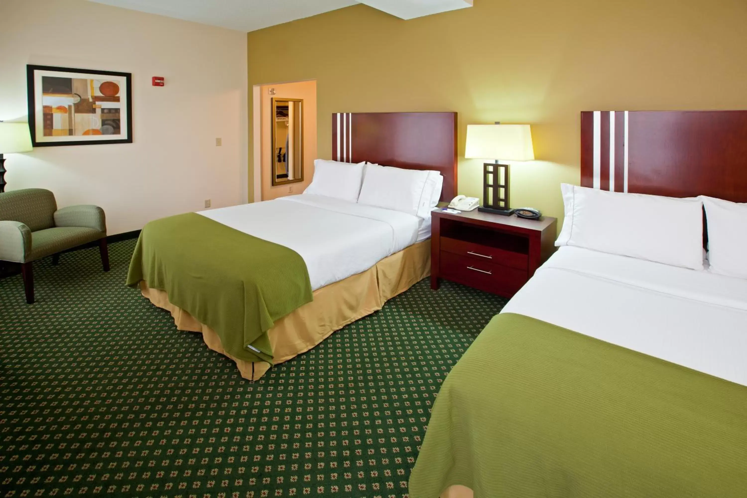 Photo of the whole room, Bed in Holiday Inn Express Hotel & Suites Indianapolis - East, an IHG Hotel