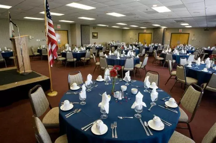 Banquet/Function facilities, Restaurant/Places to Eat in Allegheny Springs