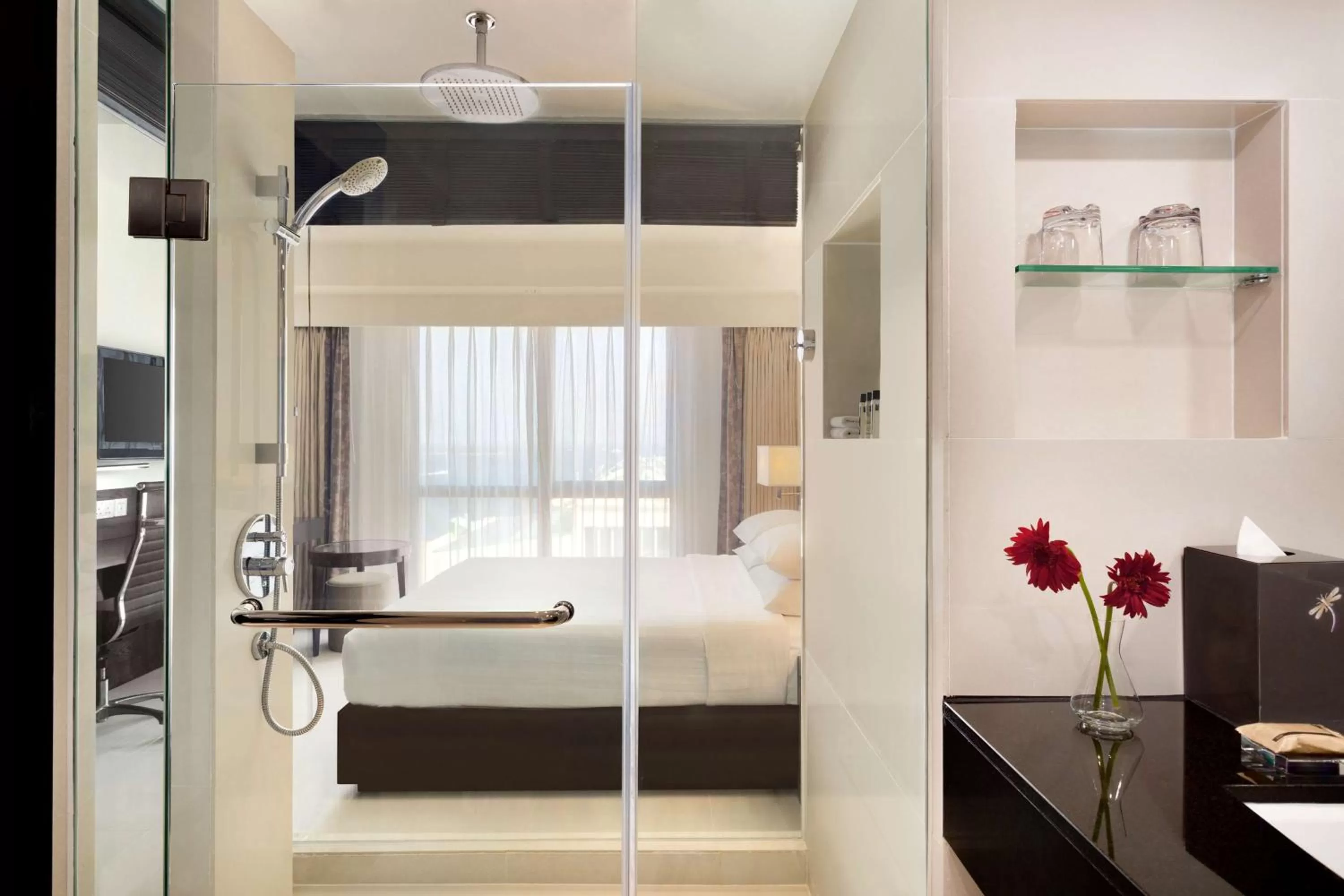 Photo of the whole room, Bed in Jen Maldives Male by Shangri-La