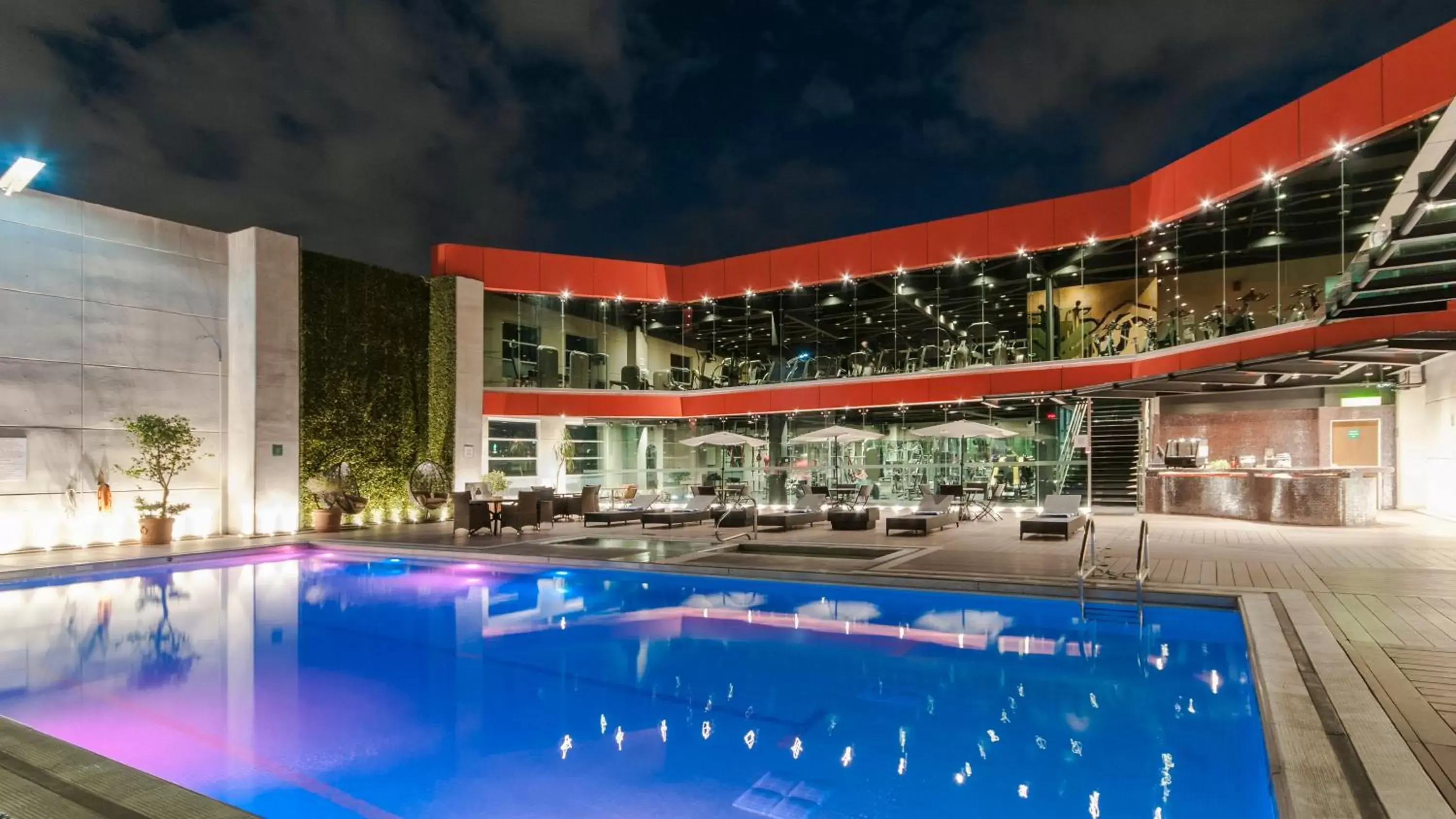 Fitness centre/facilities, Swimming Pool in Holiday Inn Buenavista, an IHG Hotel