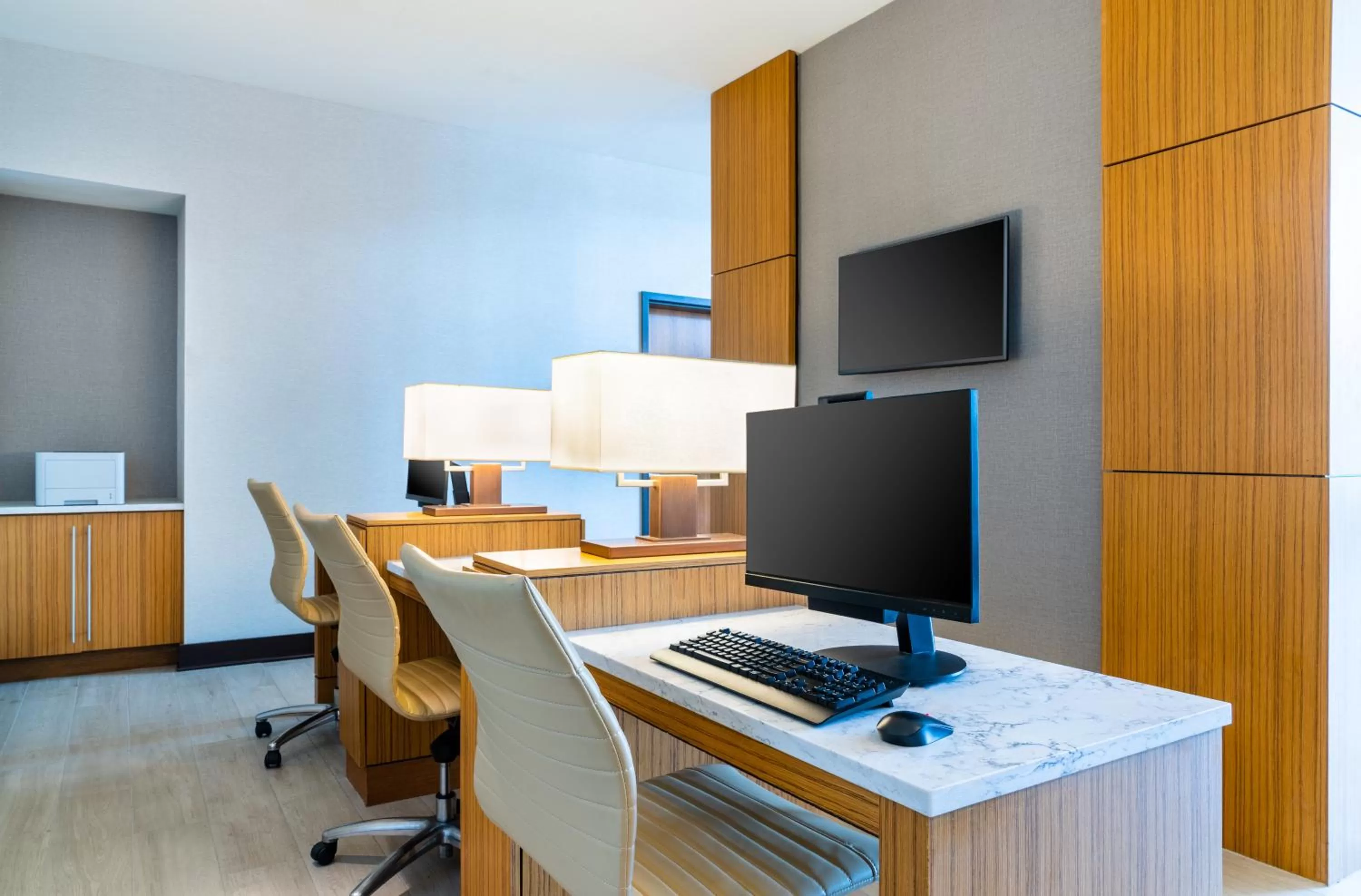 Business facilities in Hyatt Place at The Hollywood Casino Pittsburgh South