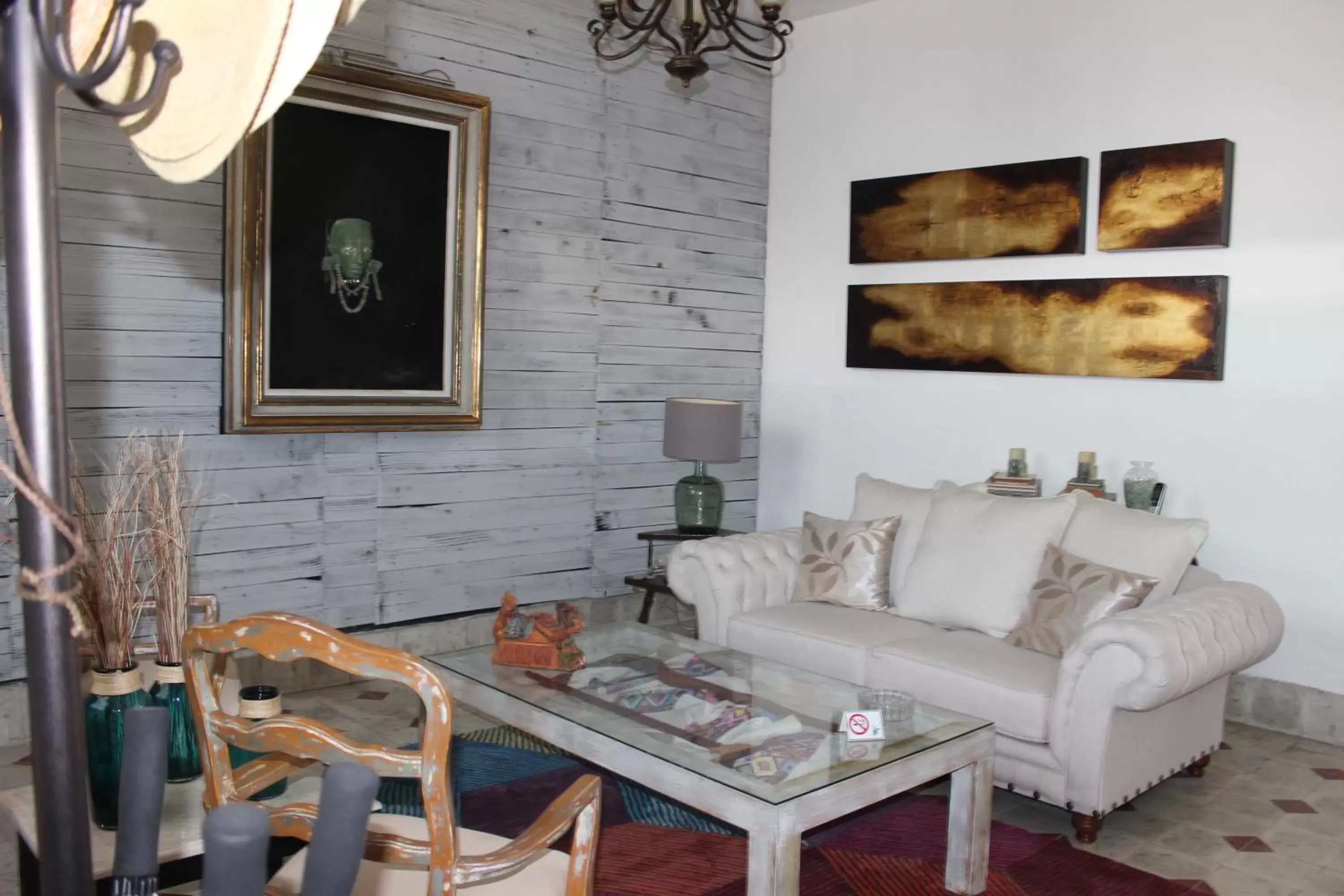 Living room, Seating Area in Casa Akbal B&B