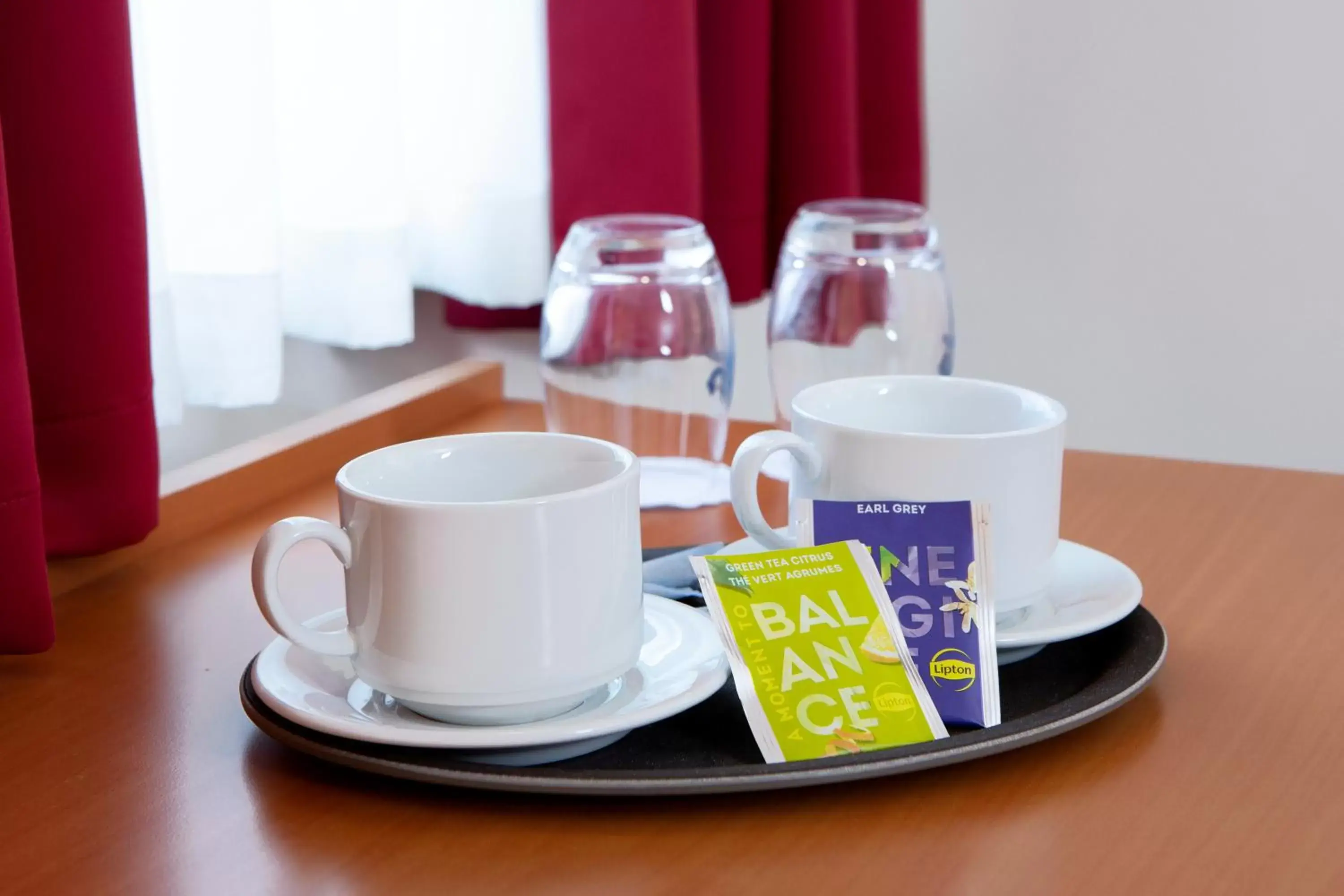 Coffee/tea facilities in Art City Inn