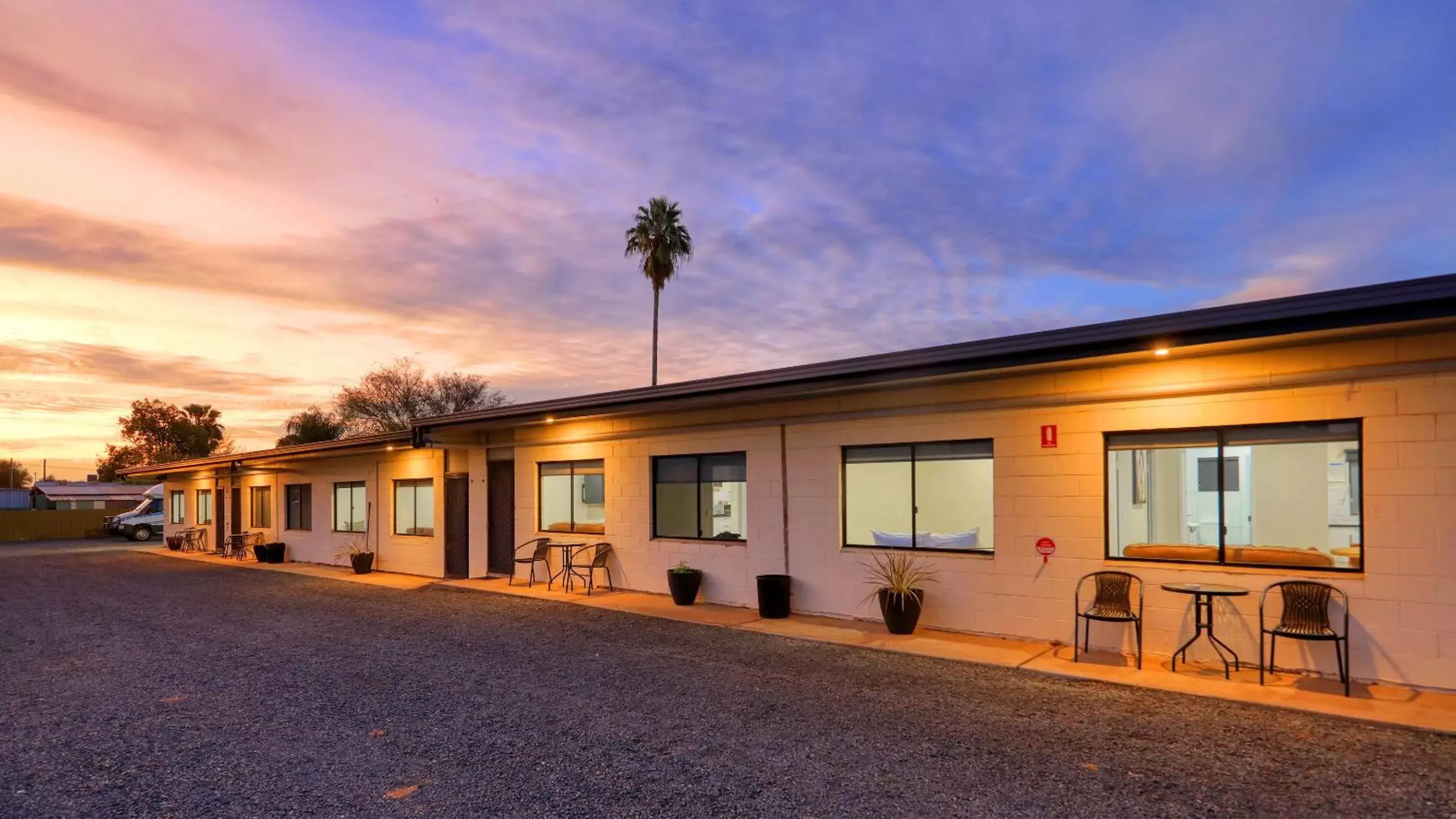 Property Building in Castlereagh Lodge Motel