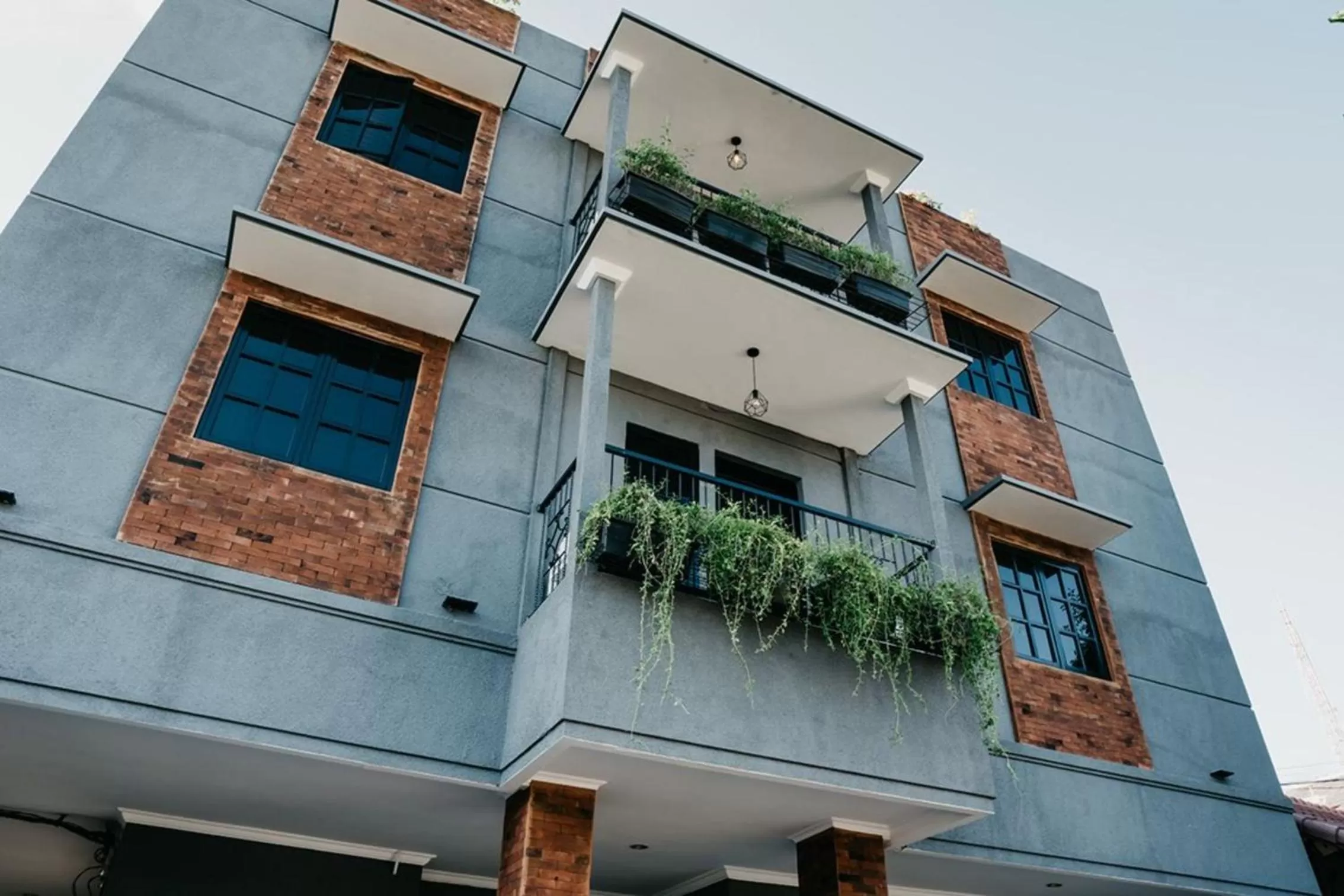 Property building in Tuju Abuserin Syariah