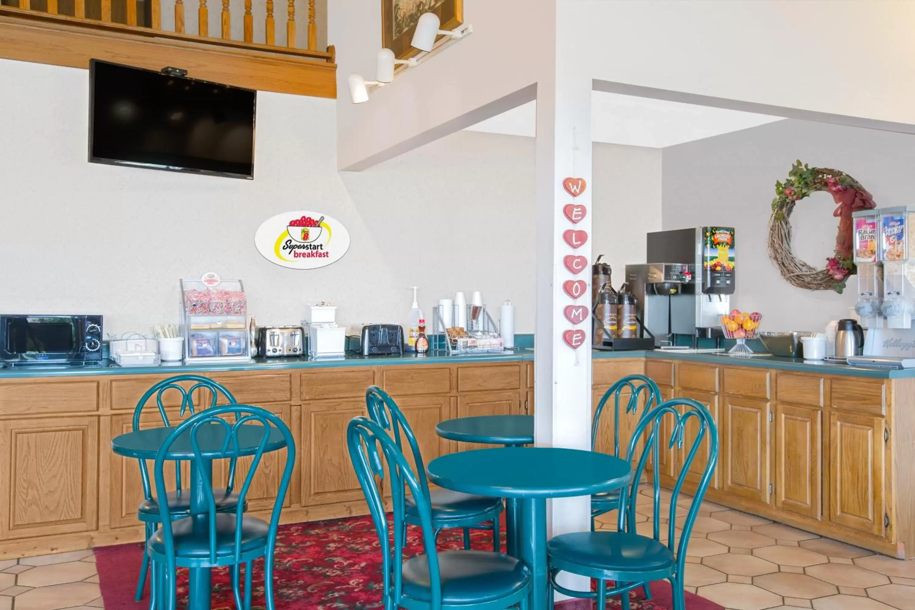 Continental breakfast, Restaurant/Places to Eat in Super 8 by Wyndham Bethany MO