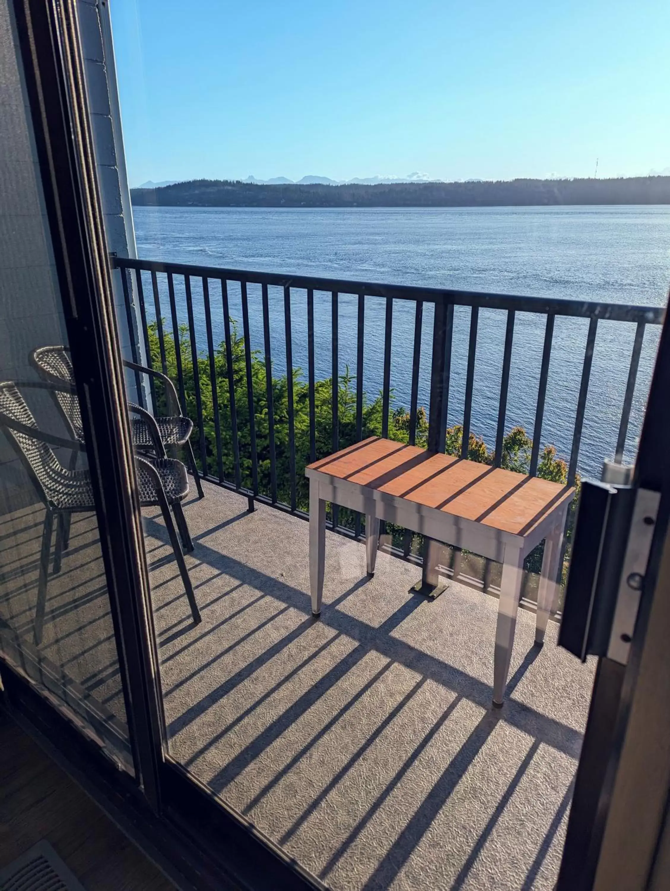 Balcony/Terrace in Above Tide Motel