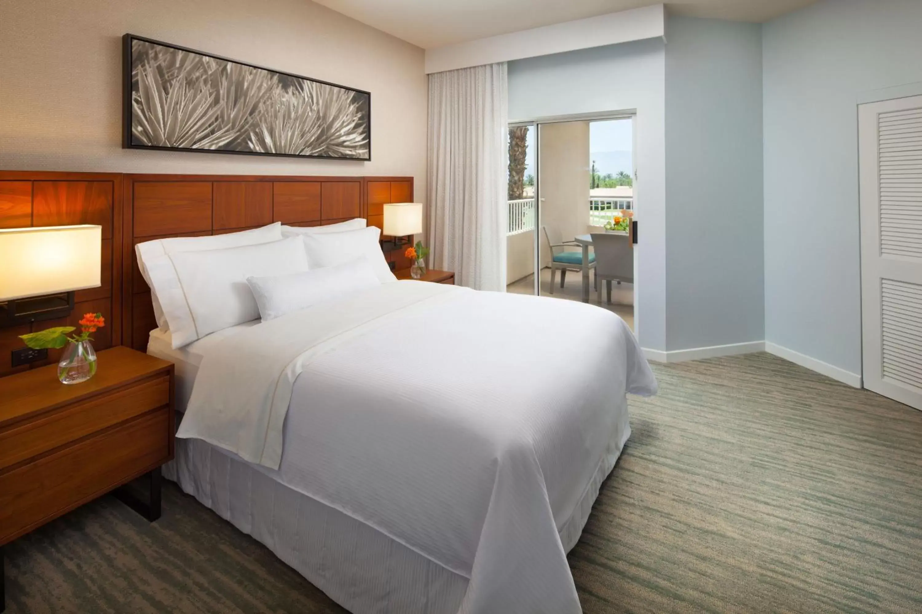 Bedroom, Bed in The Westin Mission Hills Resort Villas, Palm Springs