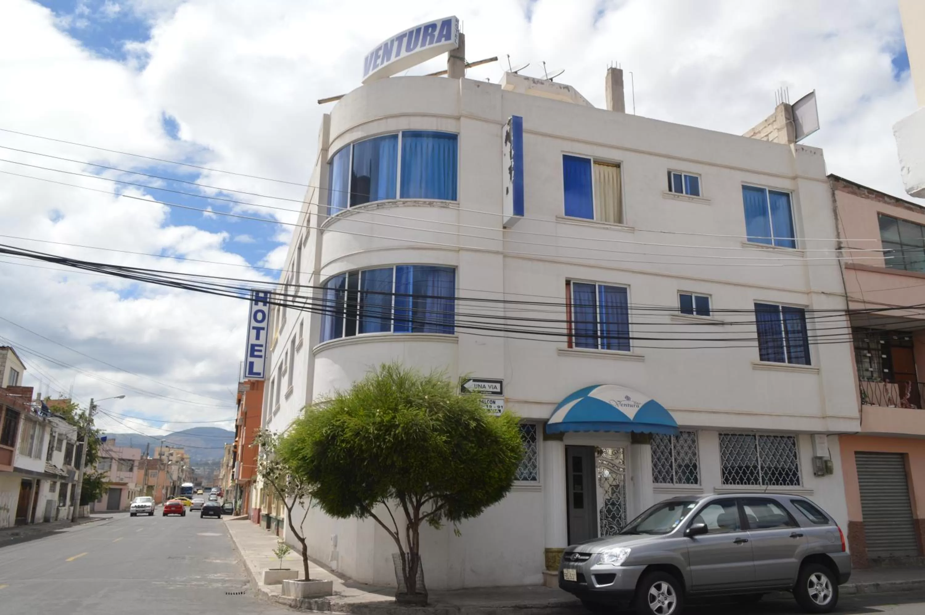 Facade/entrance in Hotel Ventura