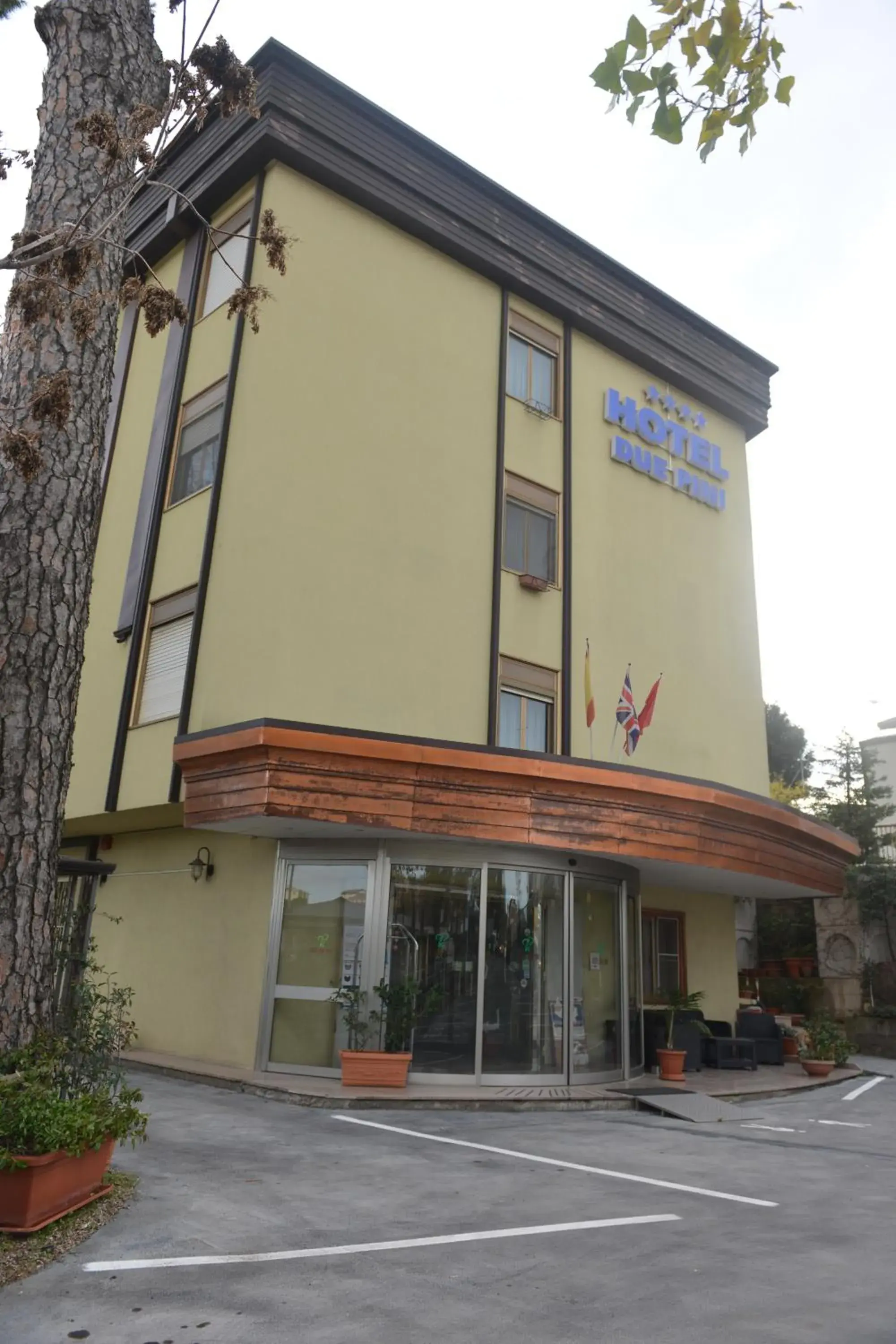 Property Building in Hotel Due Pini