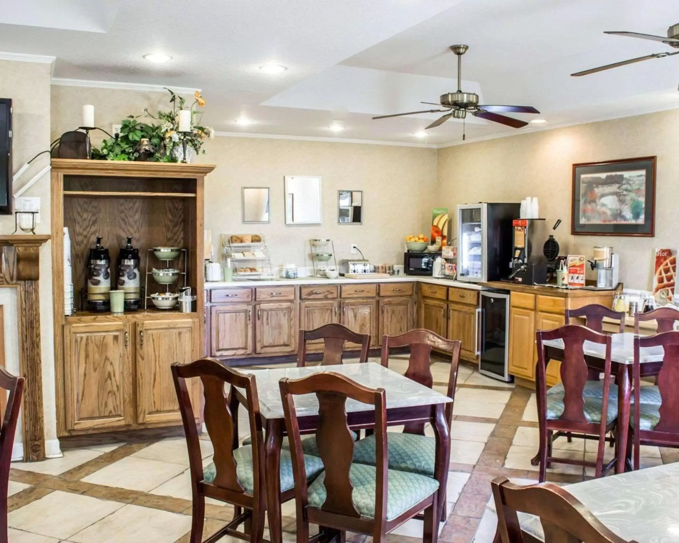 Restaurant/places to eat in Quality Inn Goldsboro Restaurant/places to eat in Quality Inn Goldsboro