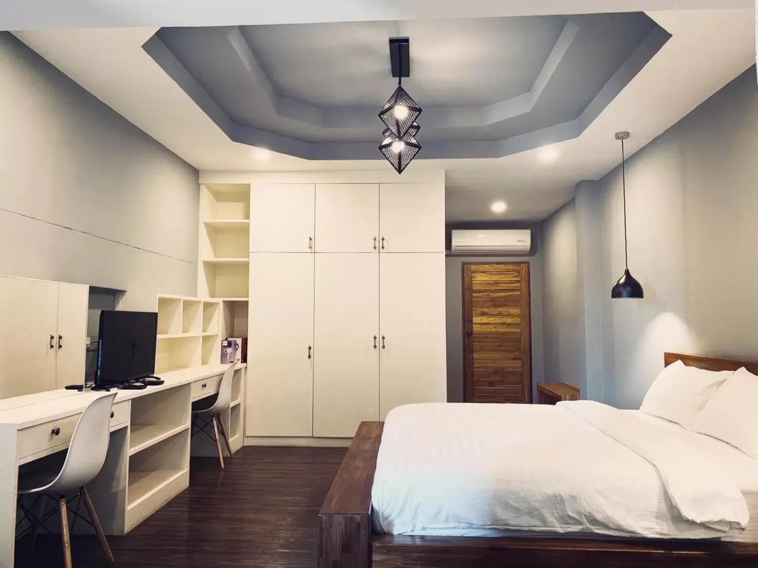 Leela Boutique (ลีลาบูทีค) Leela Boutique (ลีลาบูทีค)