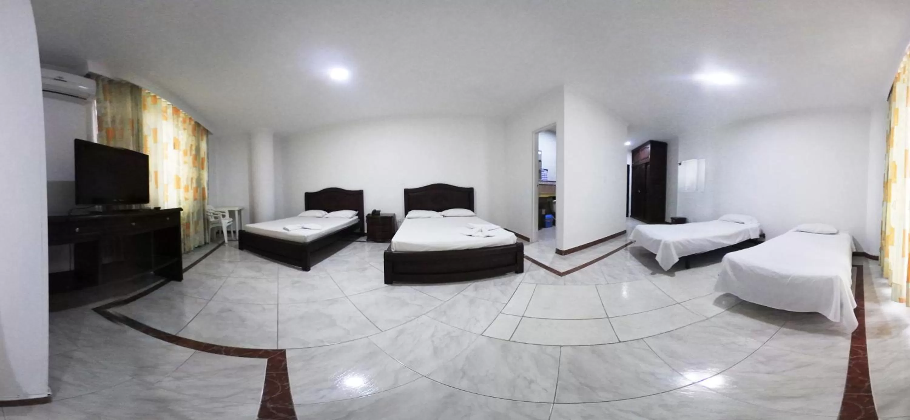 Photo of the whole room, Bed in Zahira Hotel Melgar