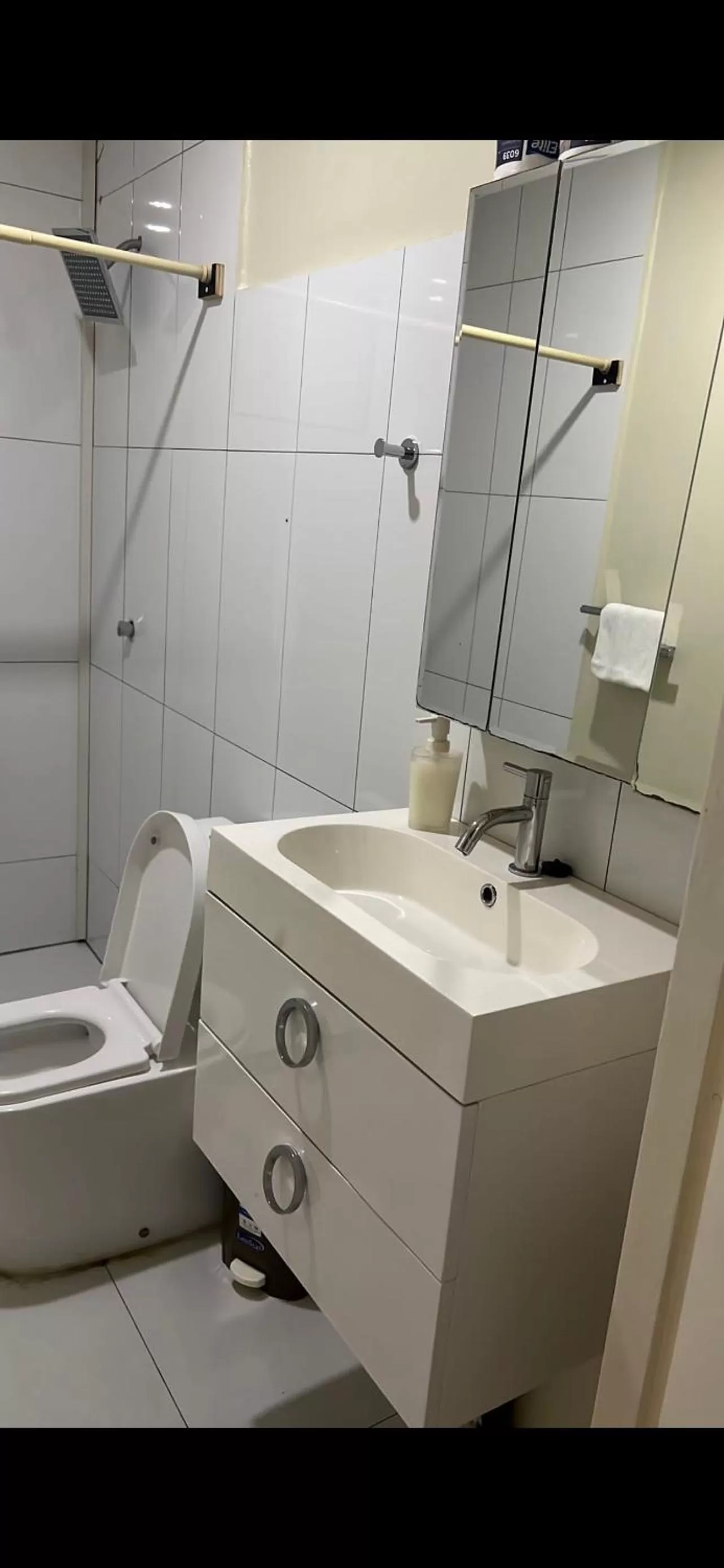 Bathroom in Curasita colour Appartments