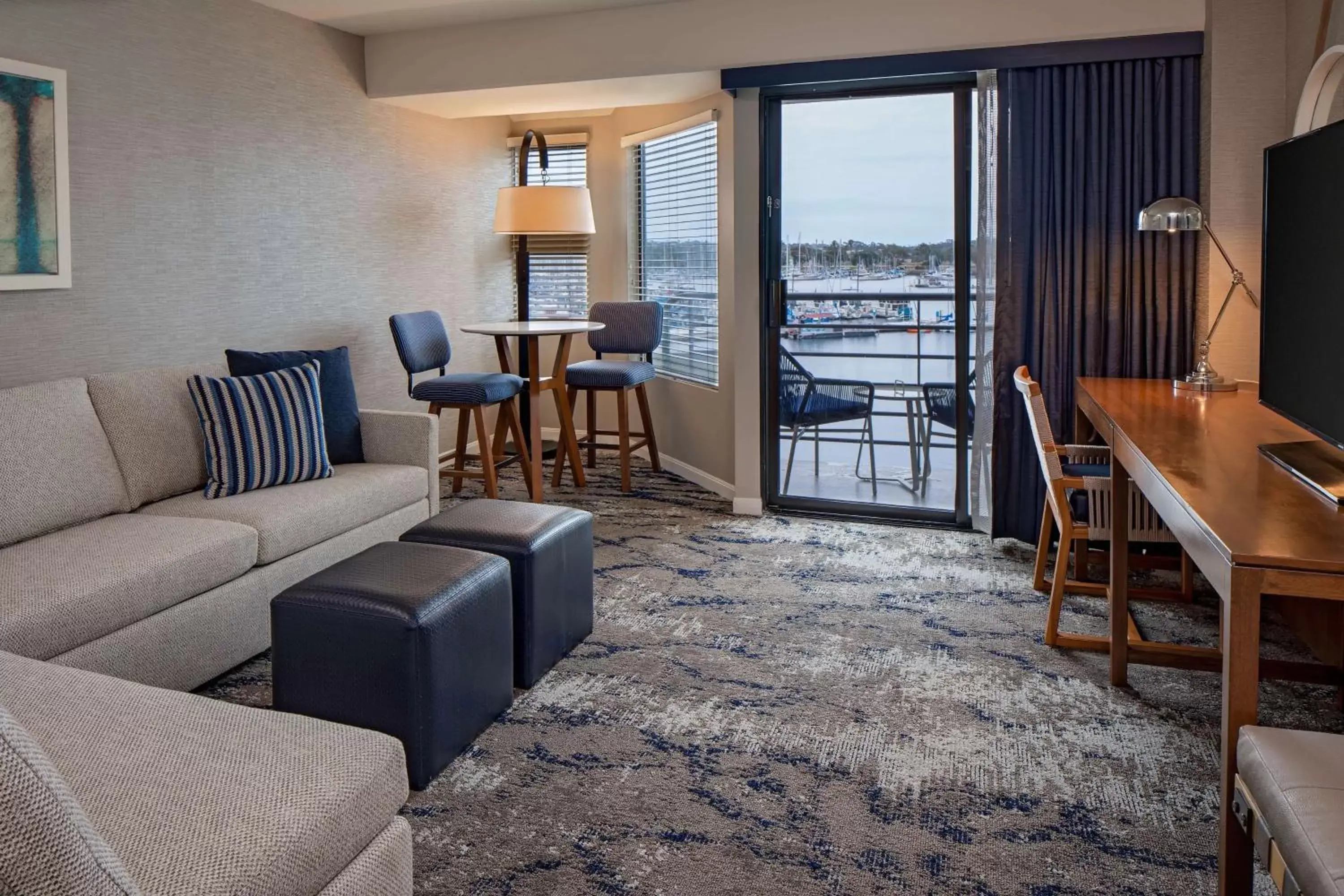 Photo of the whole room, Seating Area in Hyatt Regency Mission Bay Spa and Marina