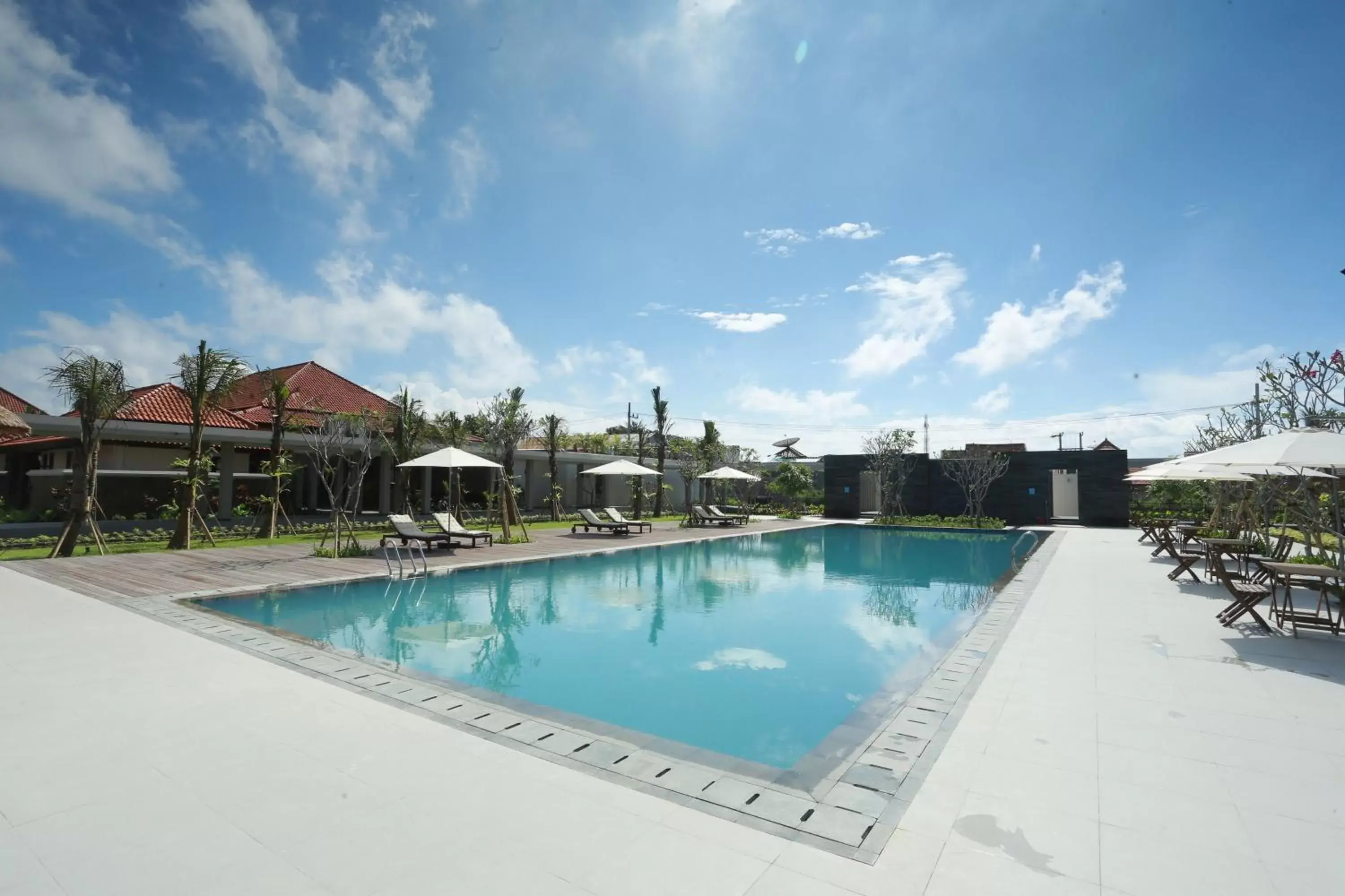 Swimming Pool in eL Hotel Banyuwangi