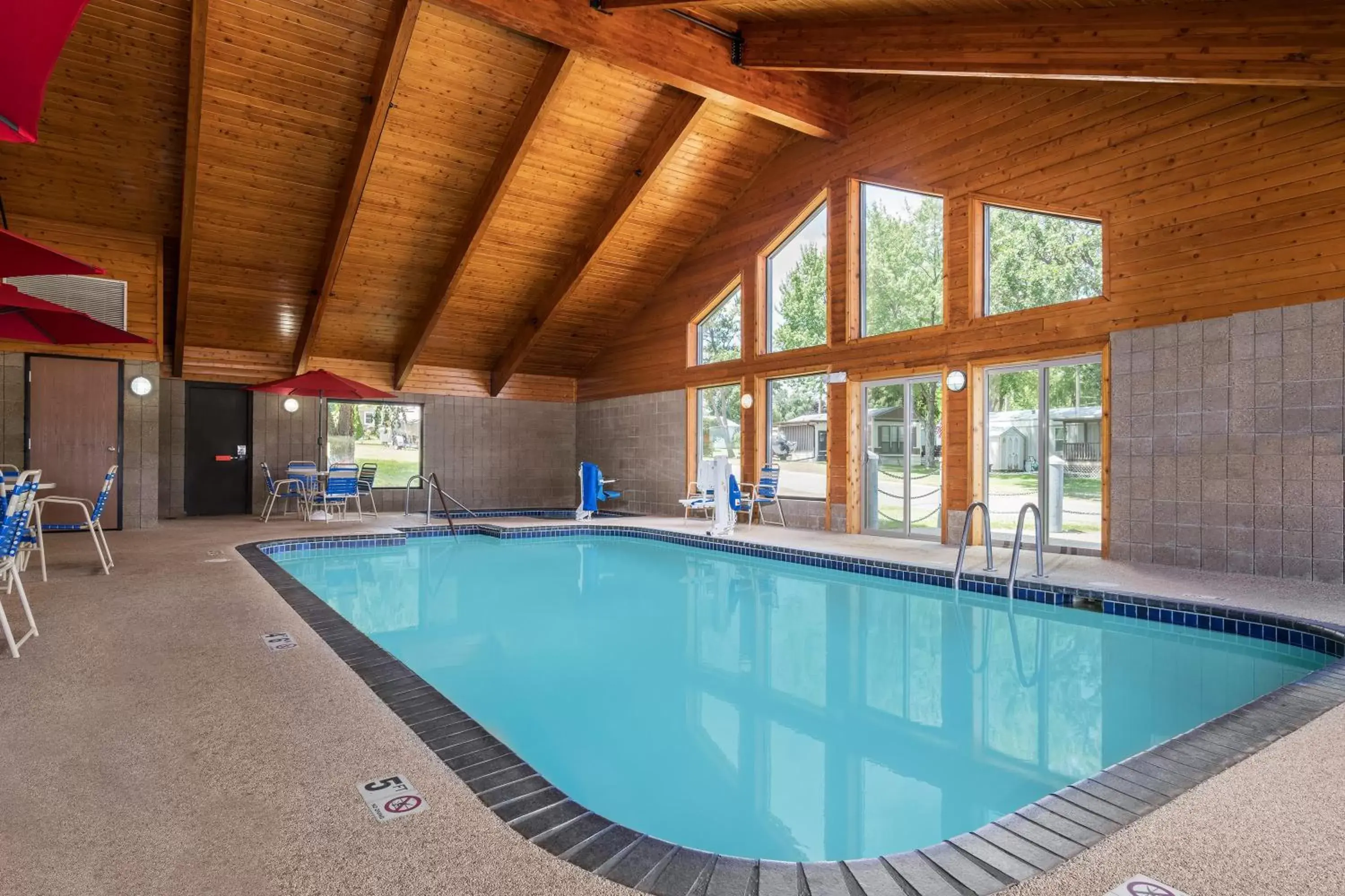 Swimming Pool in AmericInn by Wyndham Lake City
