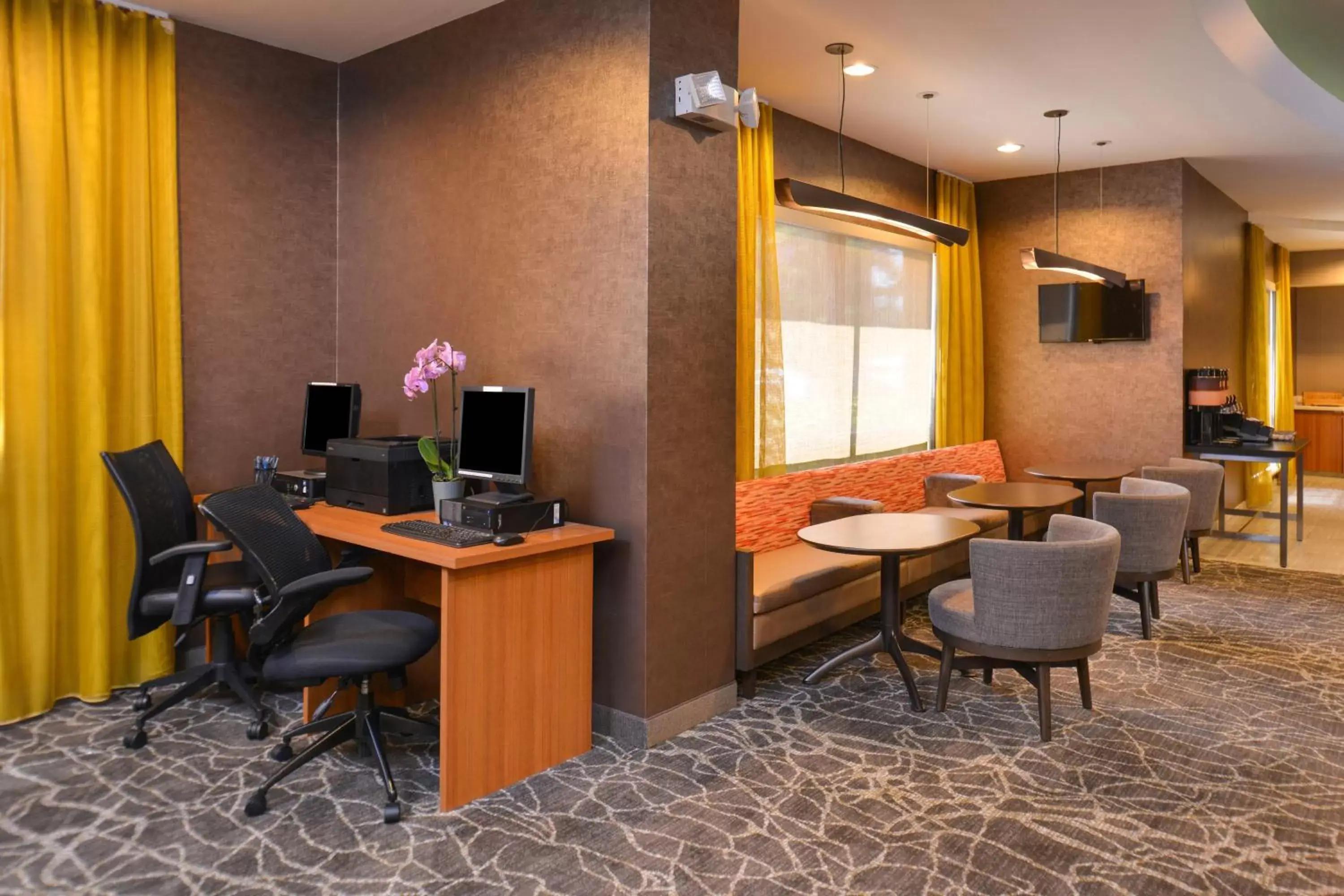 Business facilities in SpringHill Suites by Marriott Sacramento Roseville