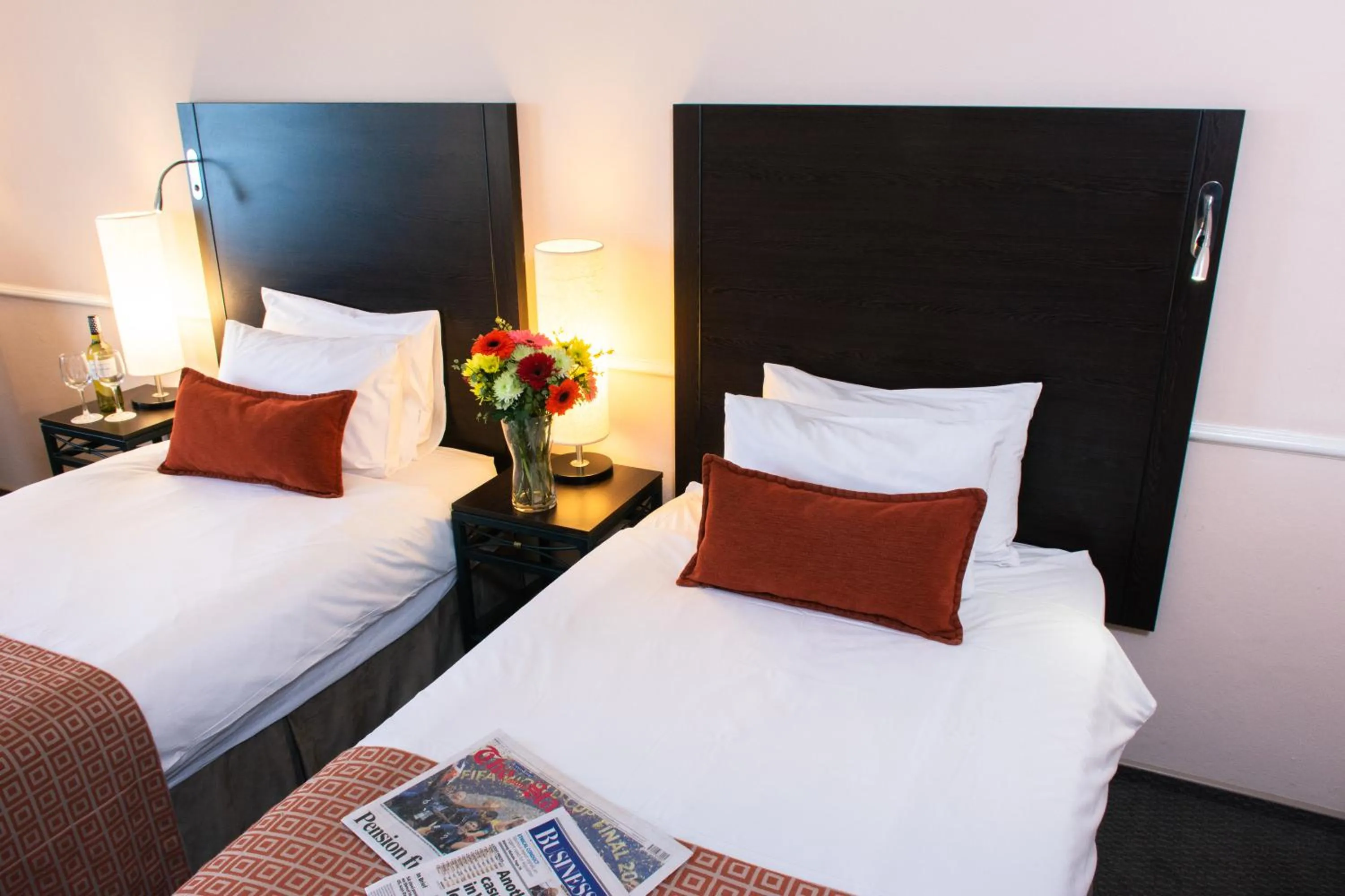 Bed in Mercure Johannesburg Midrand