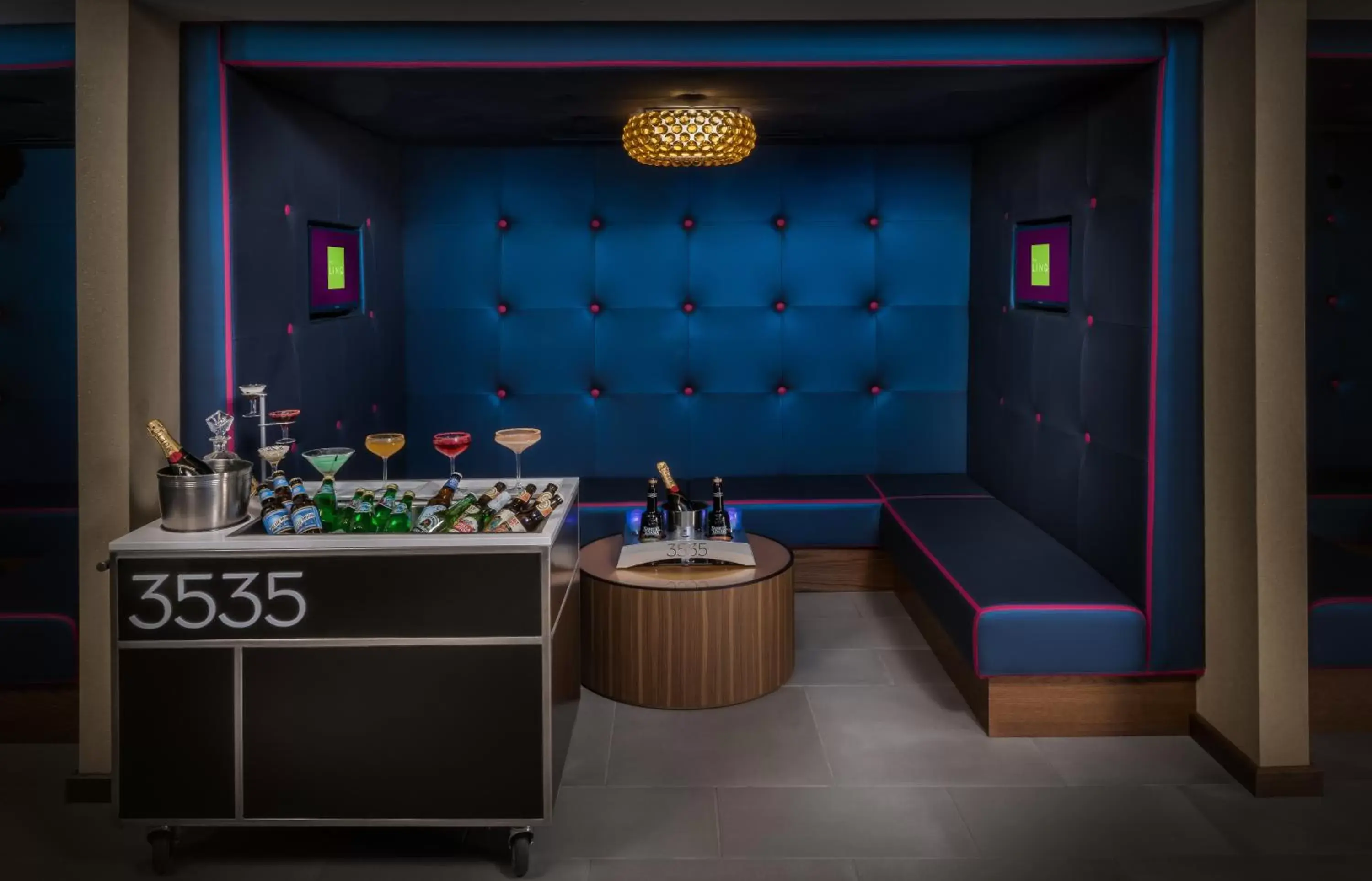 Alcoholic drinks, Kitchen/Kitchenette in The LINQ Hotel and Casino