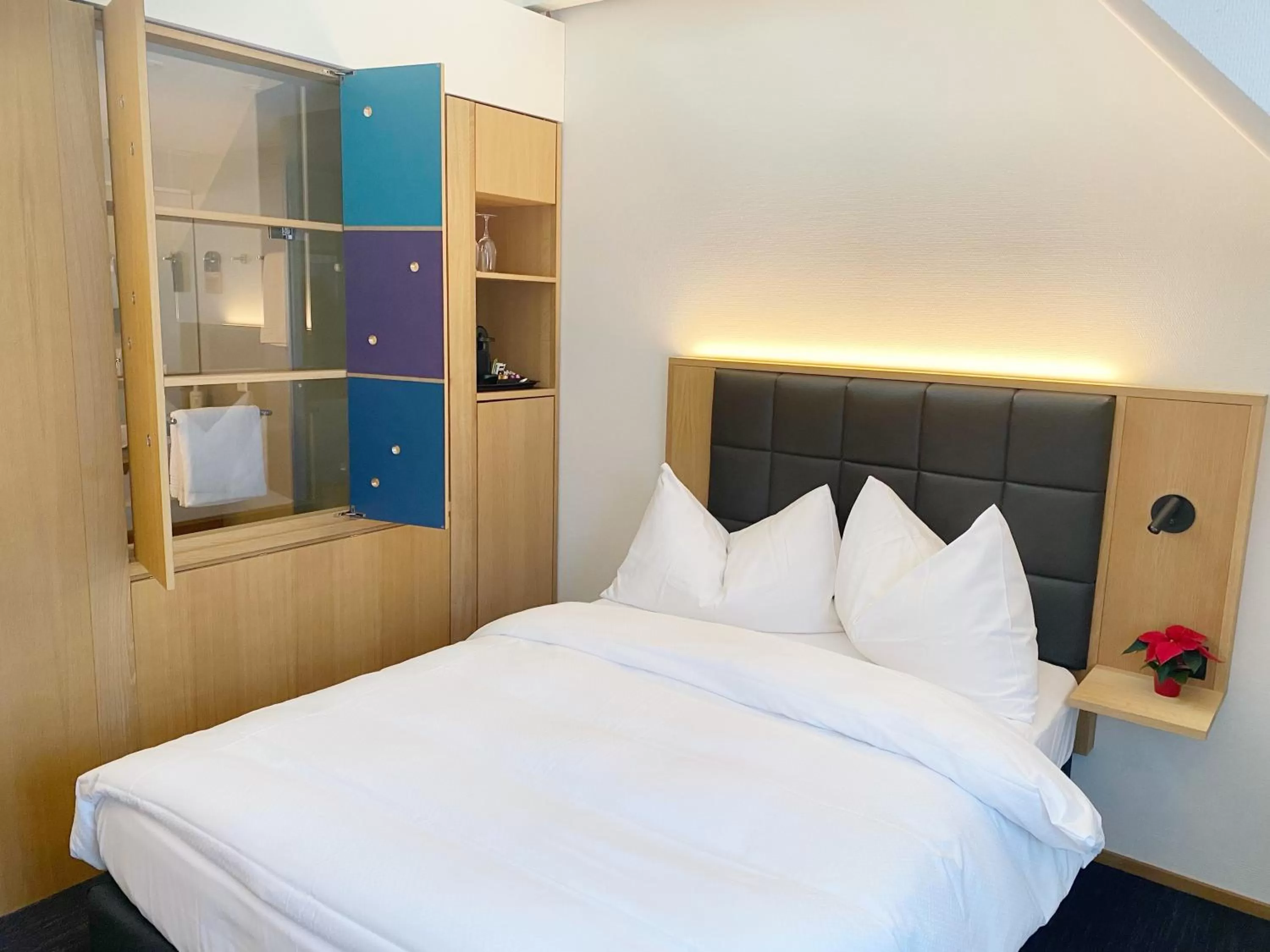 Bed in Hotel Basel - Da wohnen, wo Basel lebt!