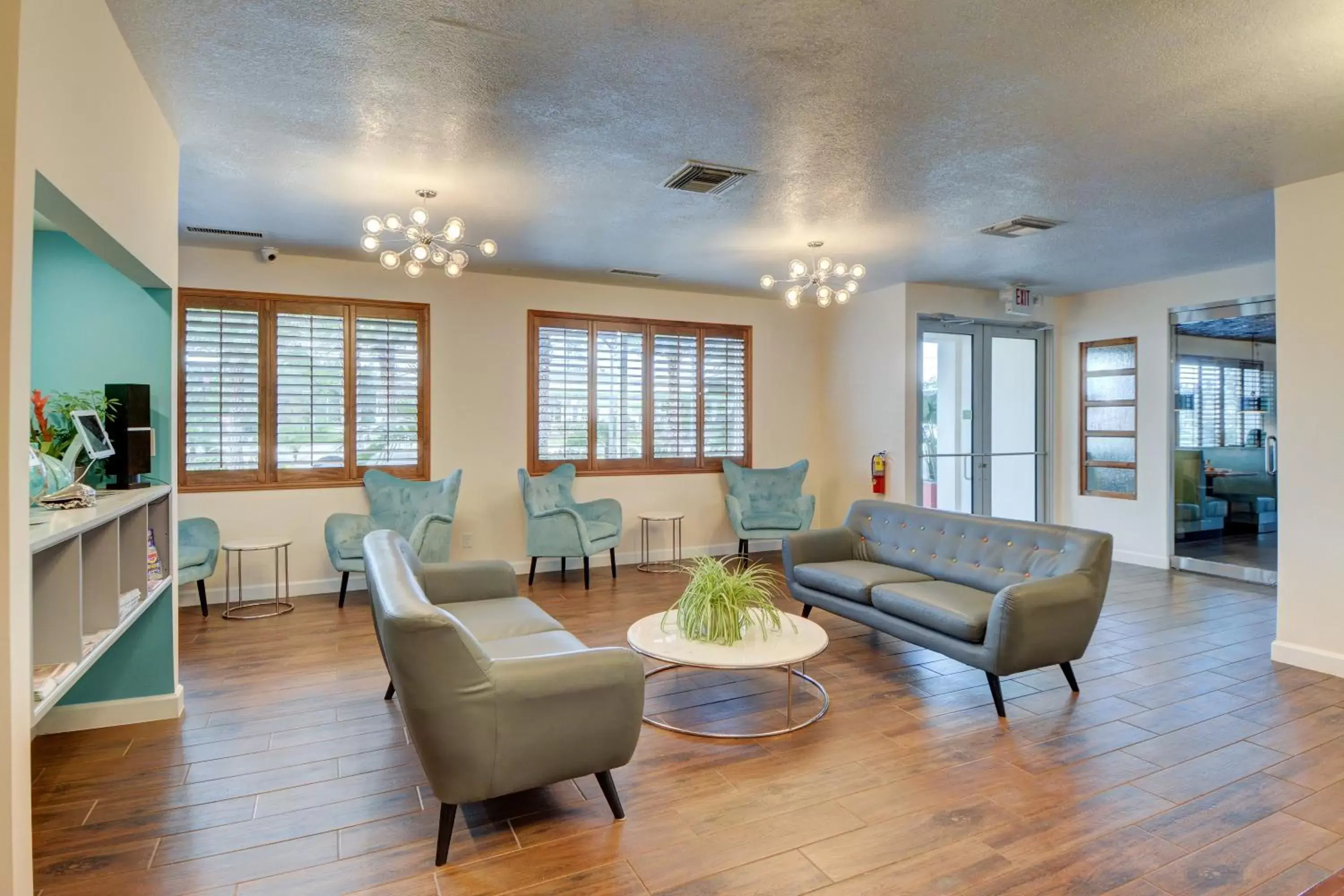 Lobby or reception, Seating Area in Melbourne All Suites Inn near I95