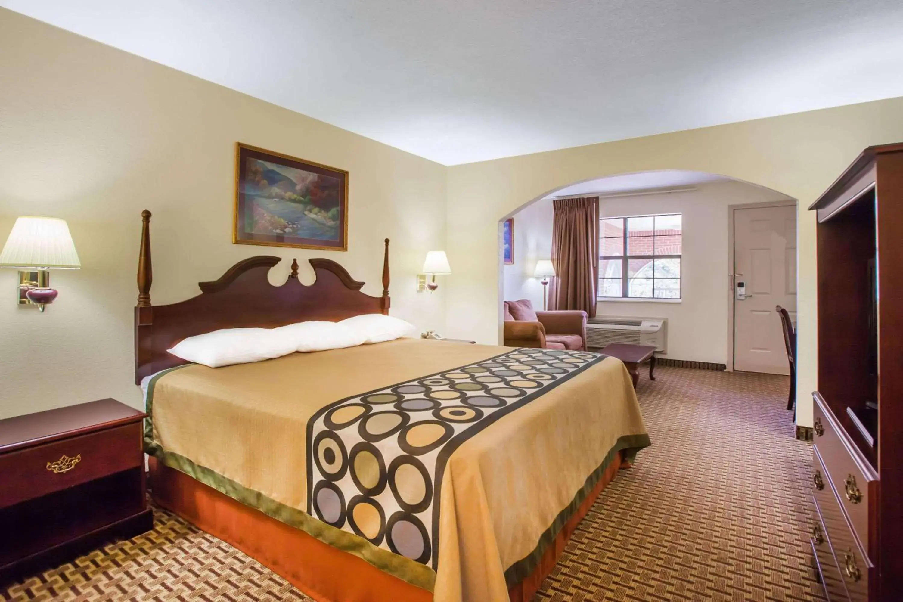 Photo of the whole room, Bed in Super 8 by Wyndham Cabot