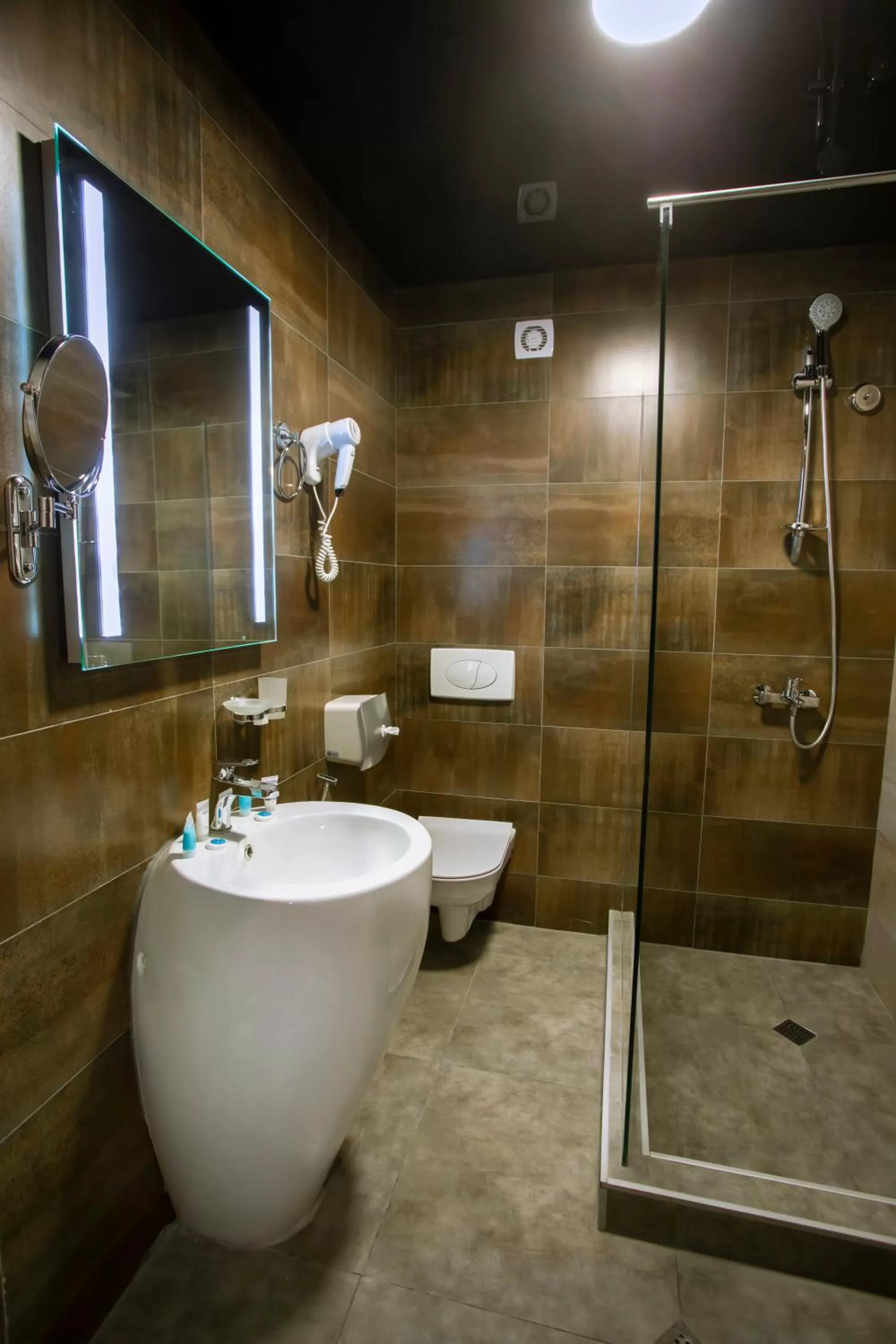 Bathroom in Apart Hotel West