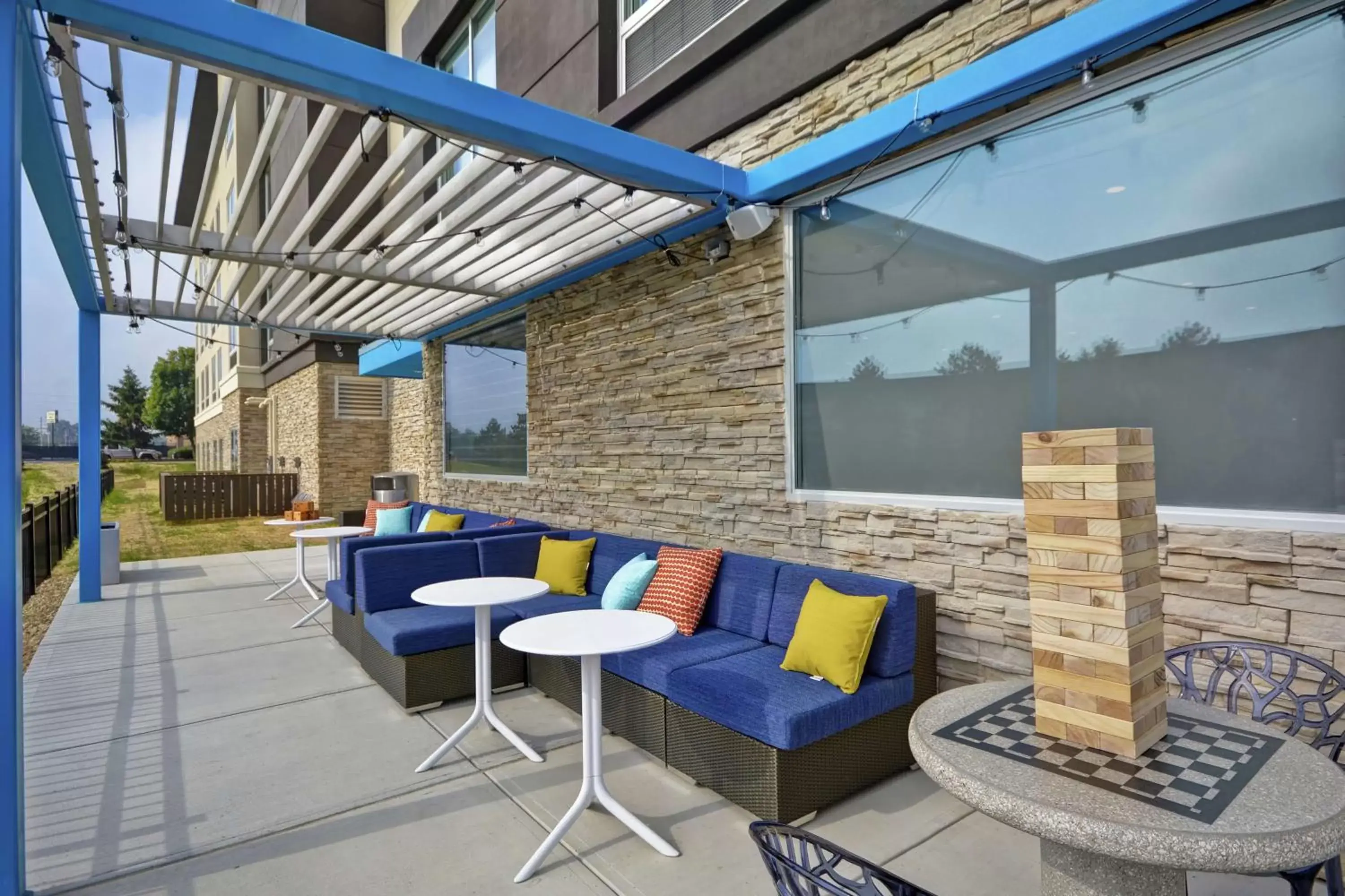 Patio in Tru By Hilton Beavercreek Dayton