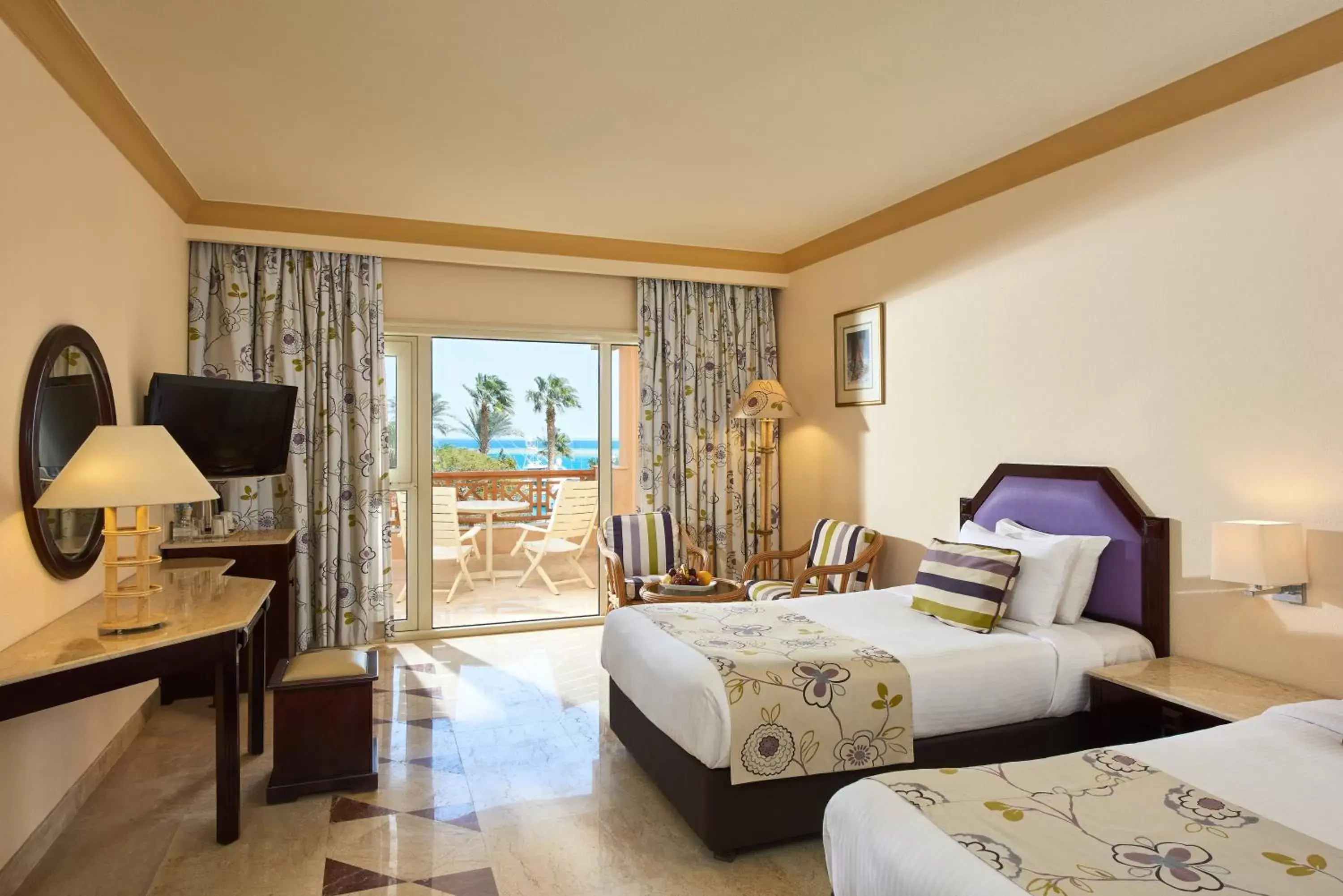 Classic Room with Sea View in Continental Hotel Hurghada