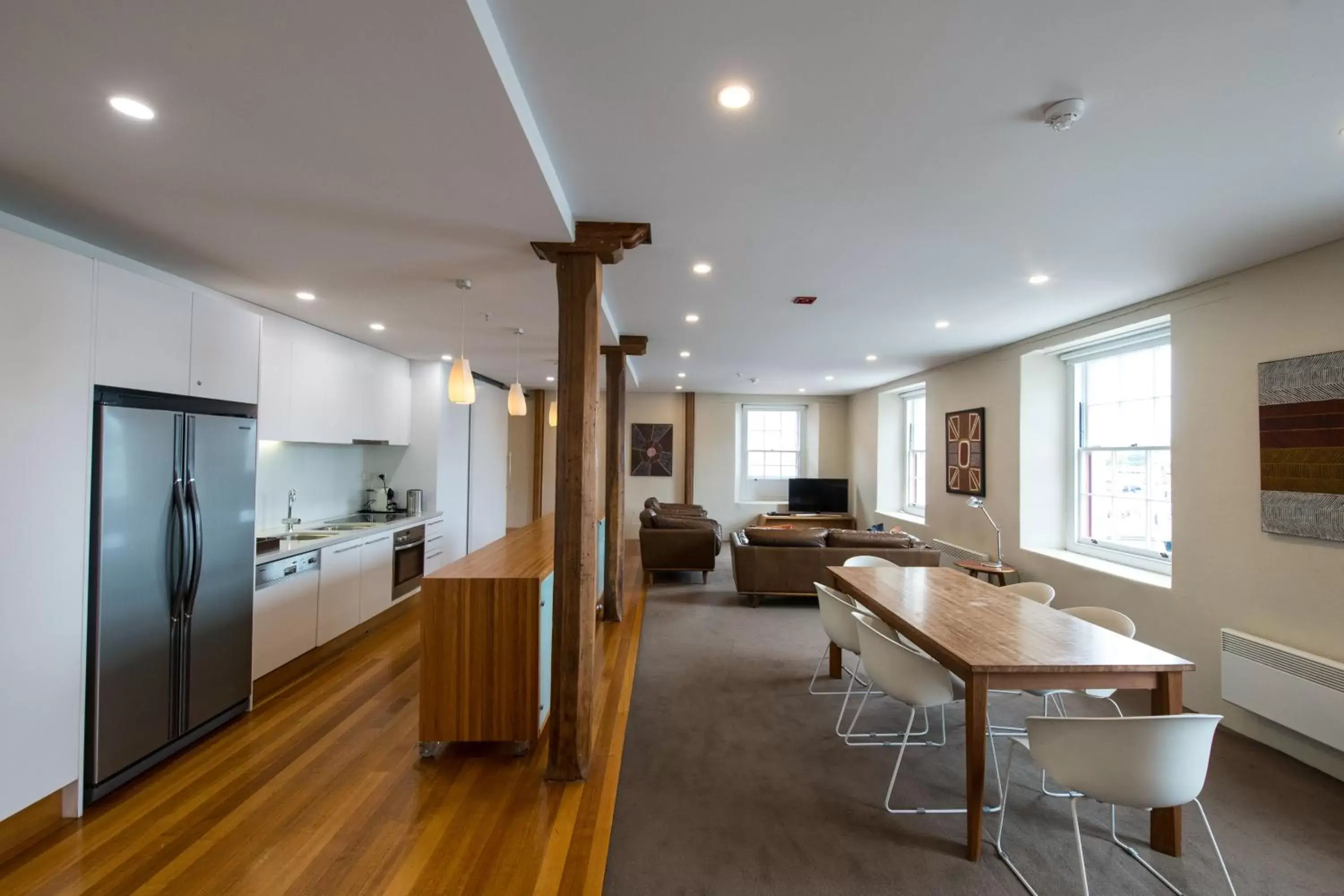 Kitchen or kitchenette in Sullivans Cove Apartments
