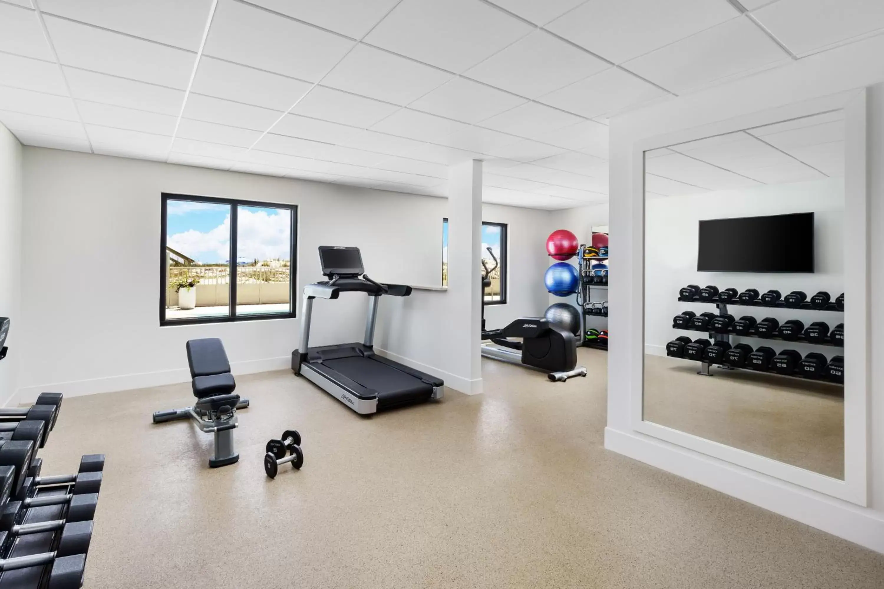 Fitness centre/facilities in Beal House Fort Walton Beach, Tapestry Collection By Hilton Fitness centre/facilities in Beal House Fort Walton Beach, Tapestry Collection By Hilton