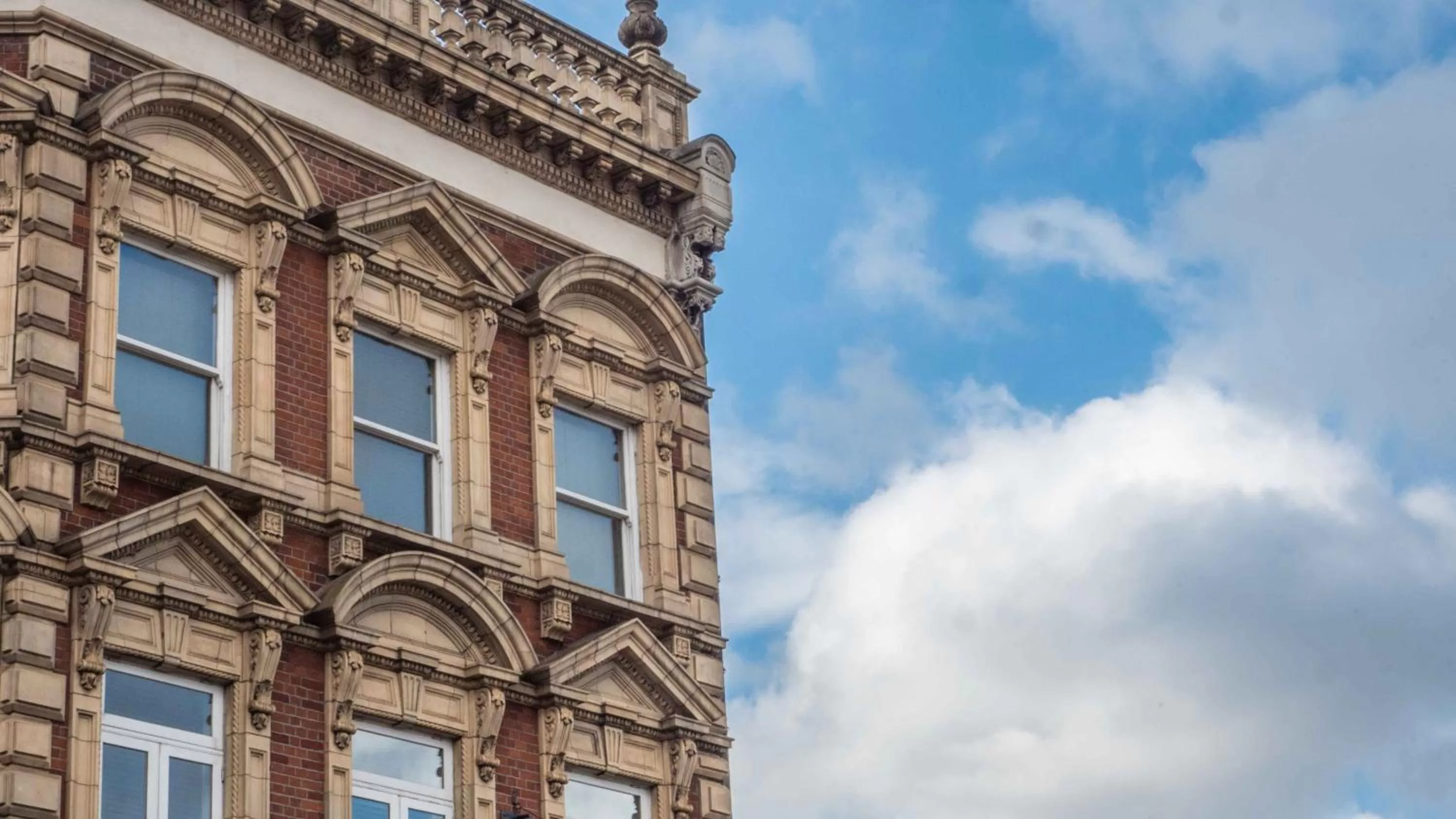 Property building in London Stay Apartments