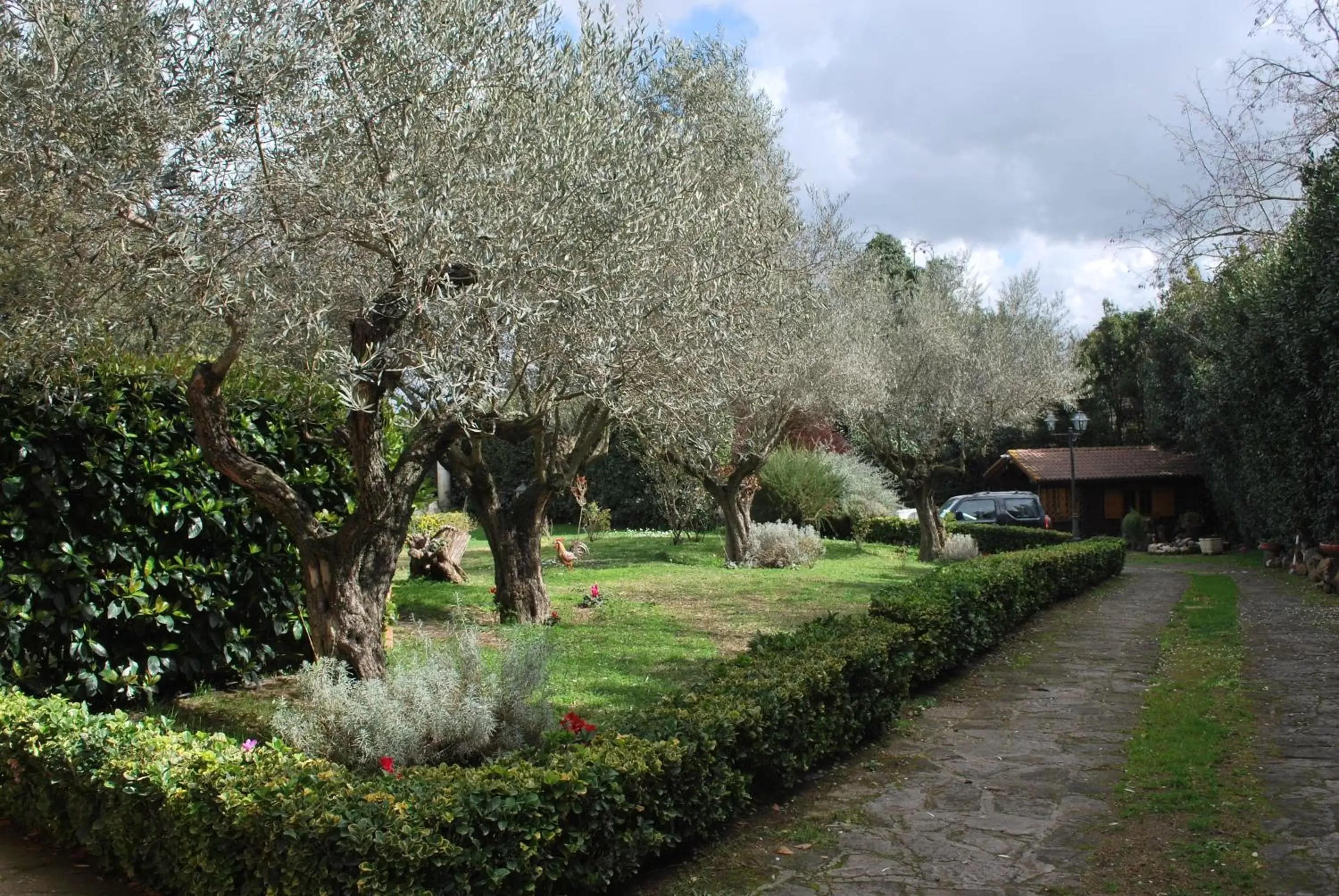 Property building, Garden in Residence Casale Mostacciano