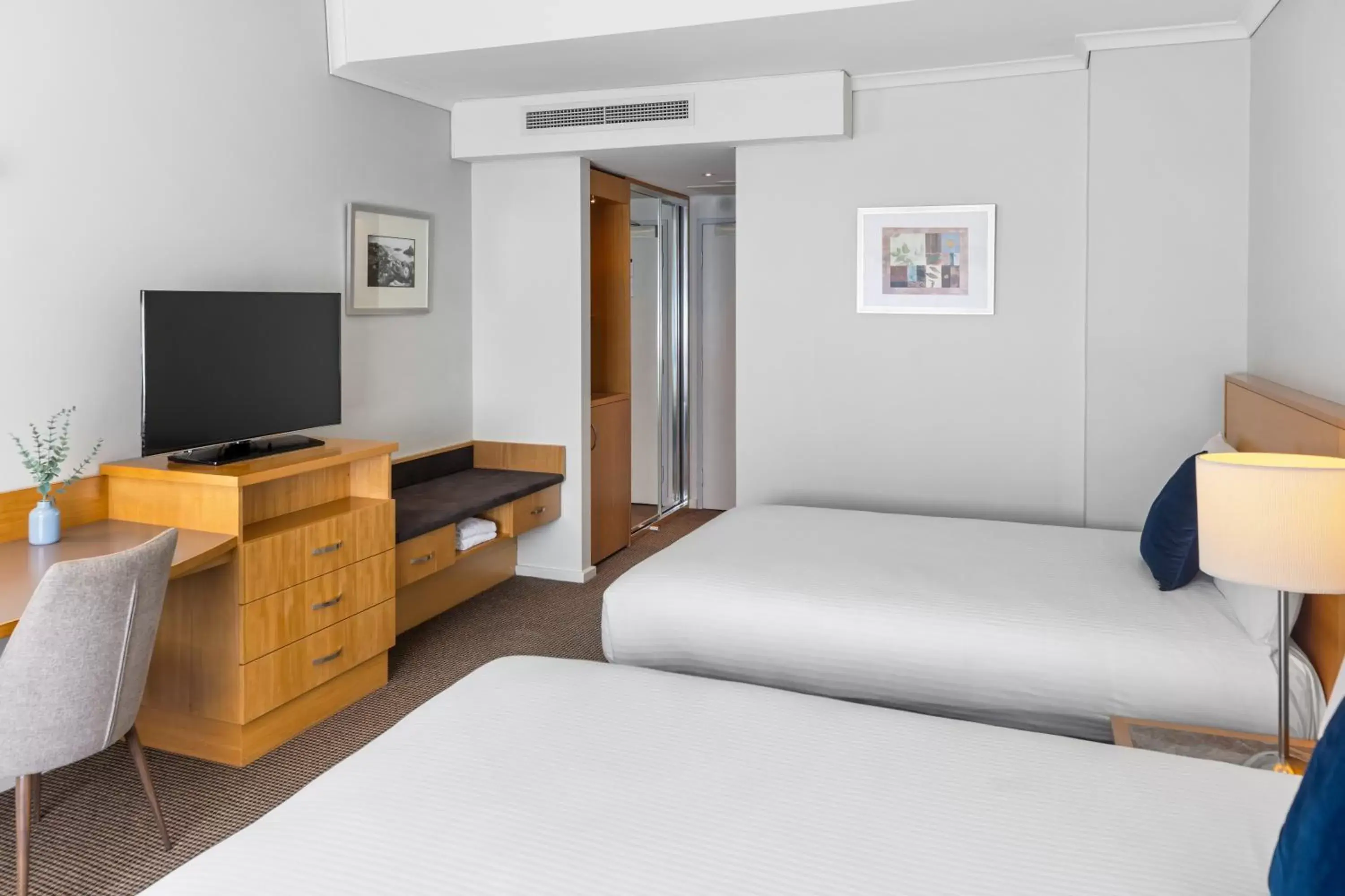 Bedroom, Bed in Novotel Perth Langley