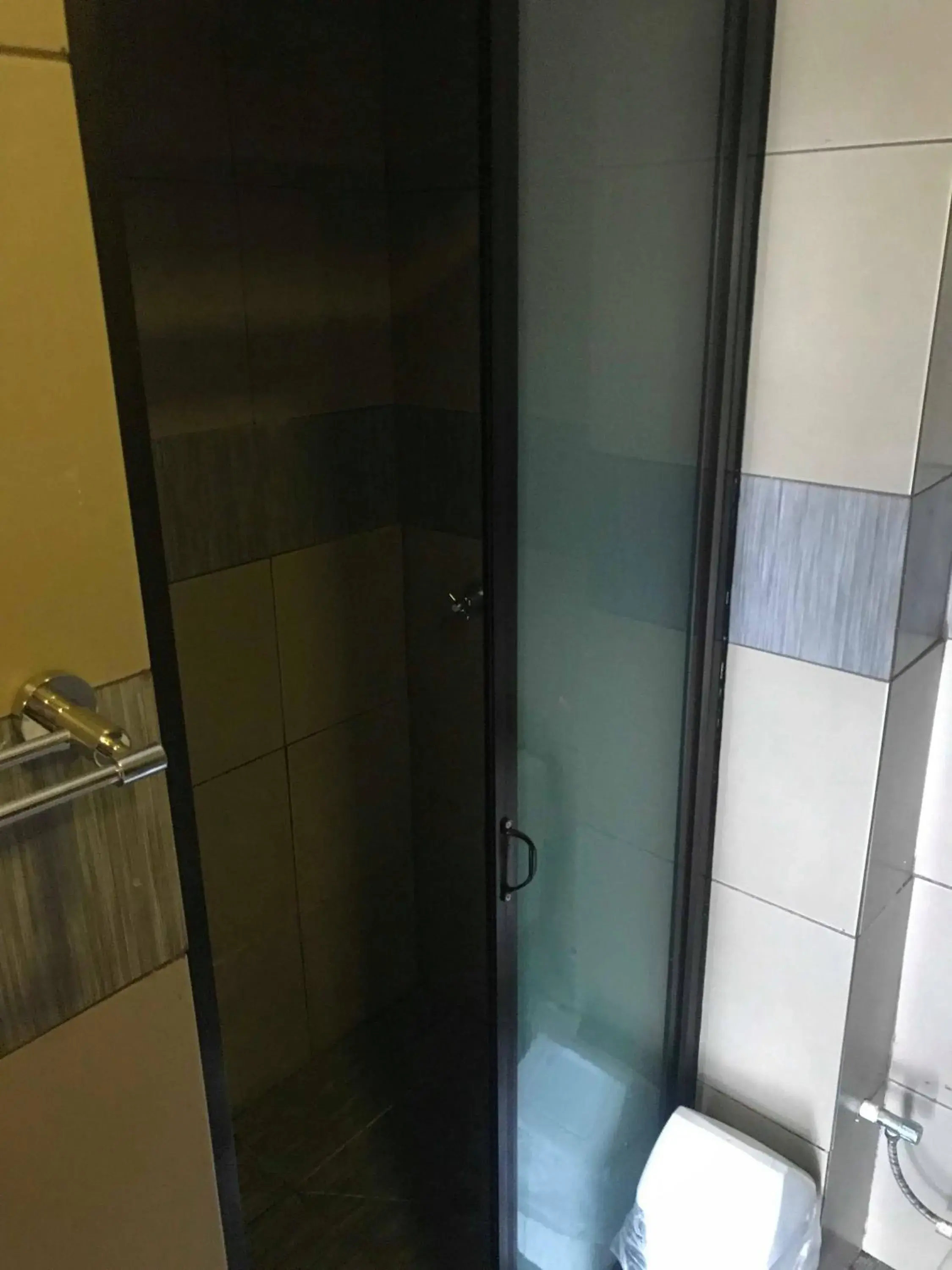 Bathroom in Al - Minhaj Service Apartments